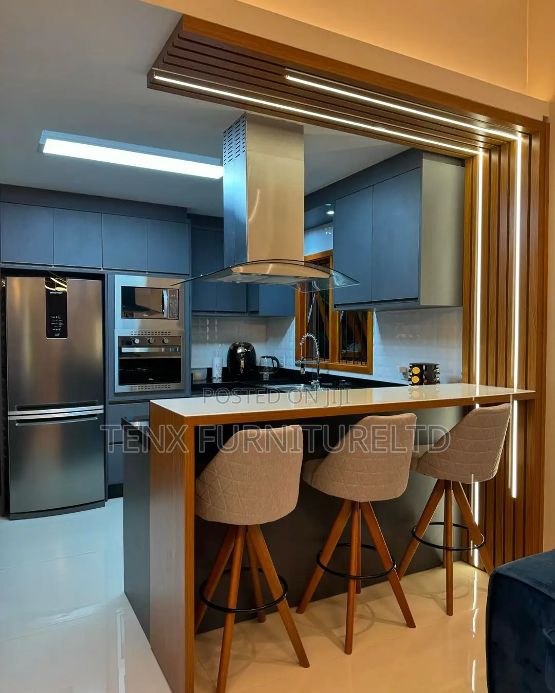 Kitchen Cabinet (Exclusive)