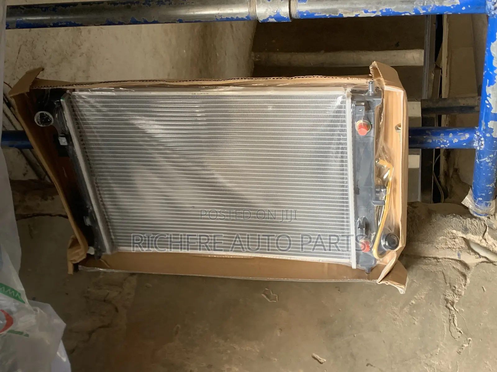 Hyundai Elantra 2012 Radiator or Water Tank