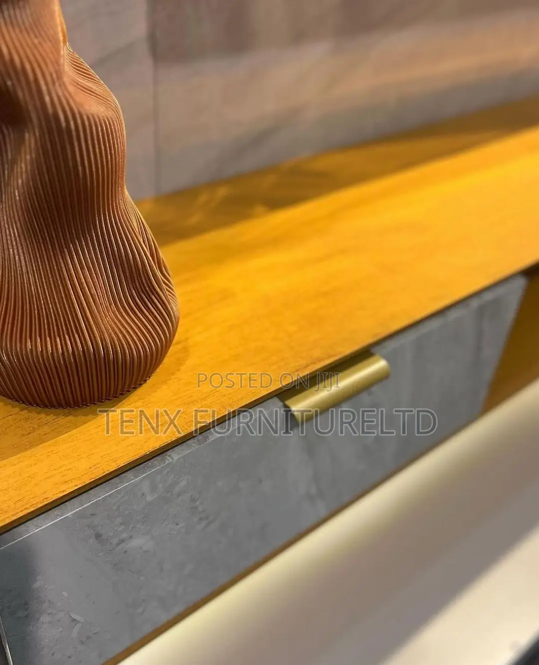 Tv Unit With SUSPENDED CONSOLES and Back Panel