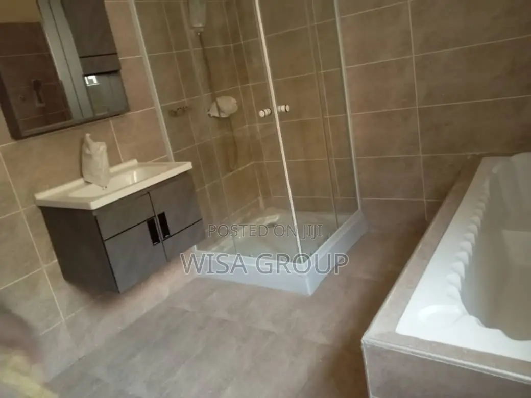 3bdrm House in Accra Metropolitan for sale