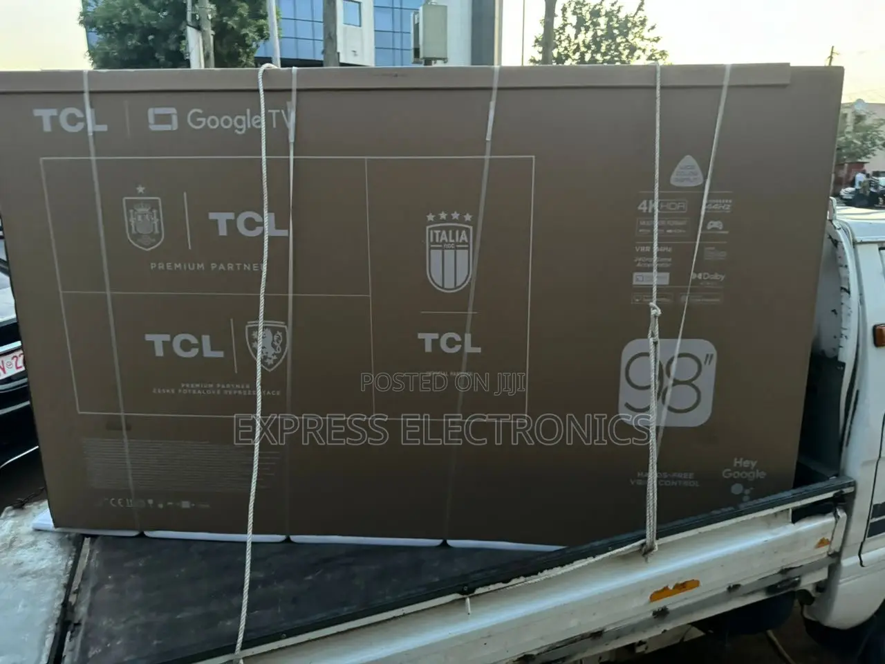 Gran a Deal on TCL 98”P745 UHD Smart Glossy LED