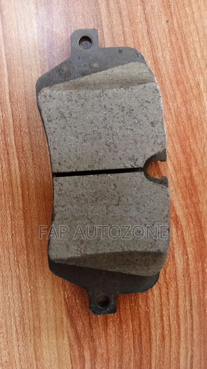 0231. Original Land Rover, Range Rover Brake Pad From USA