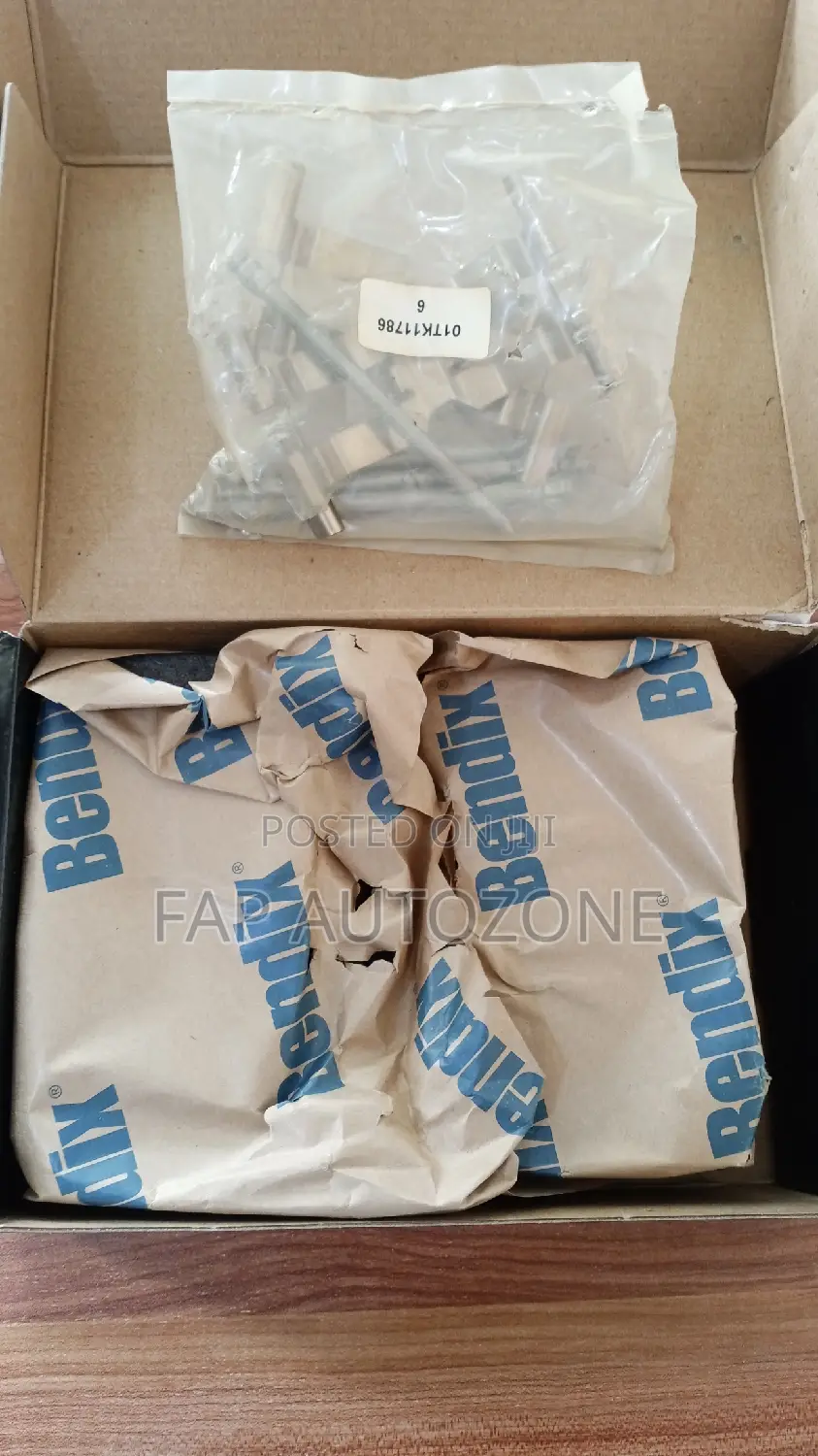 01636. Original Range Rover, Sport Brake Pad From USA