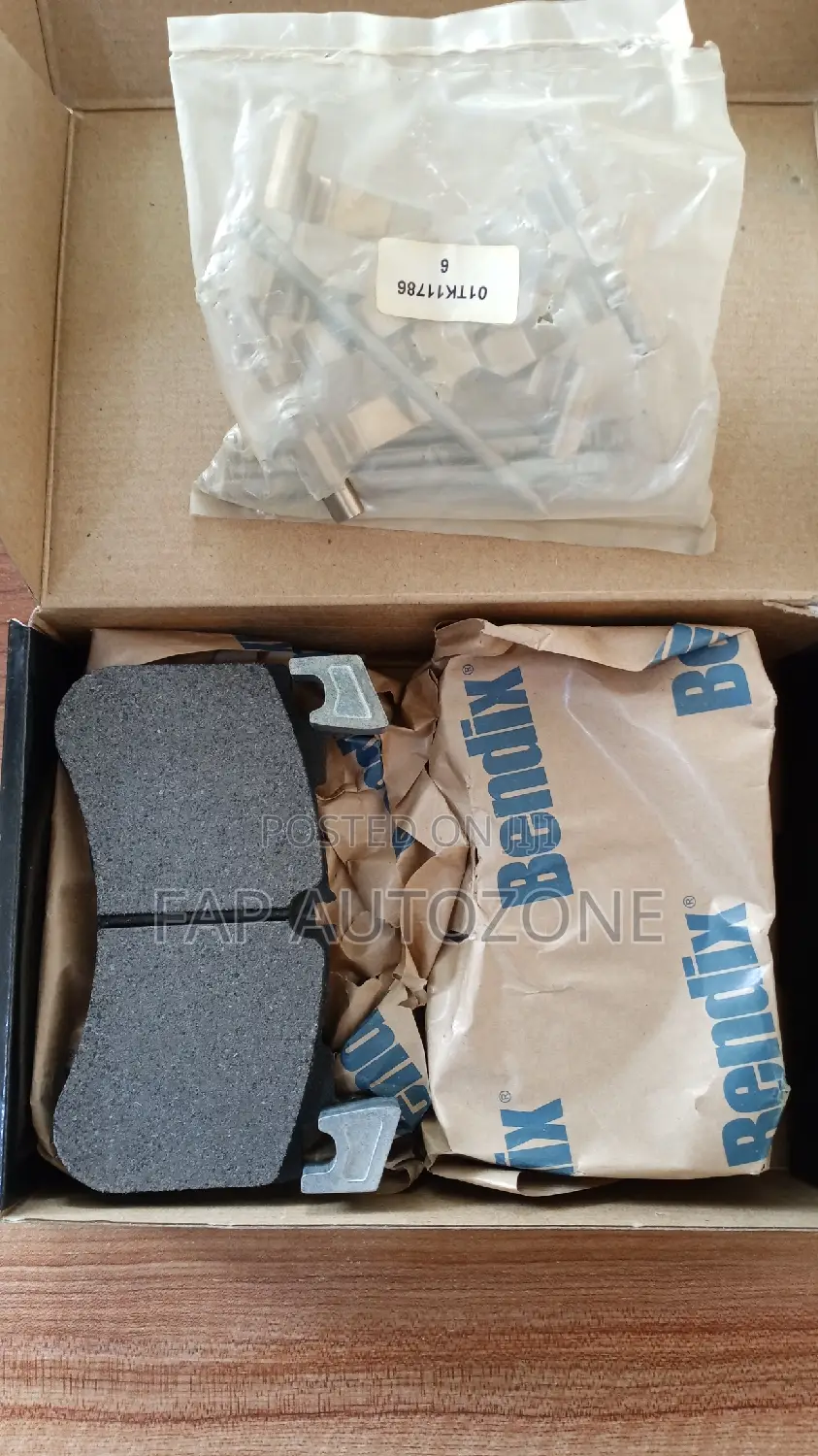 01636. Original Range Rover, Sport Brake Pad From USA