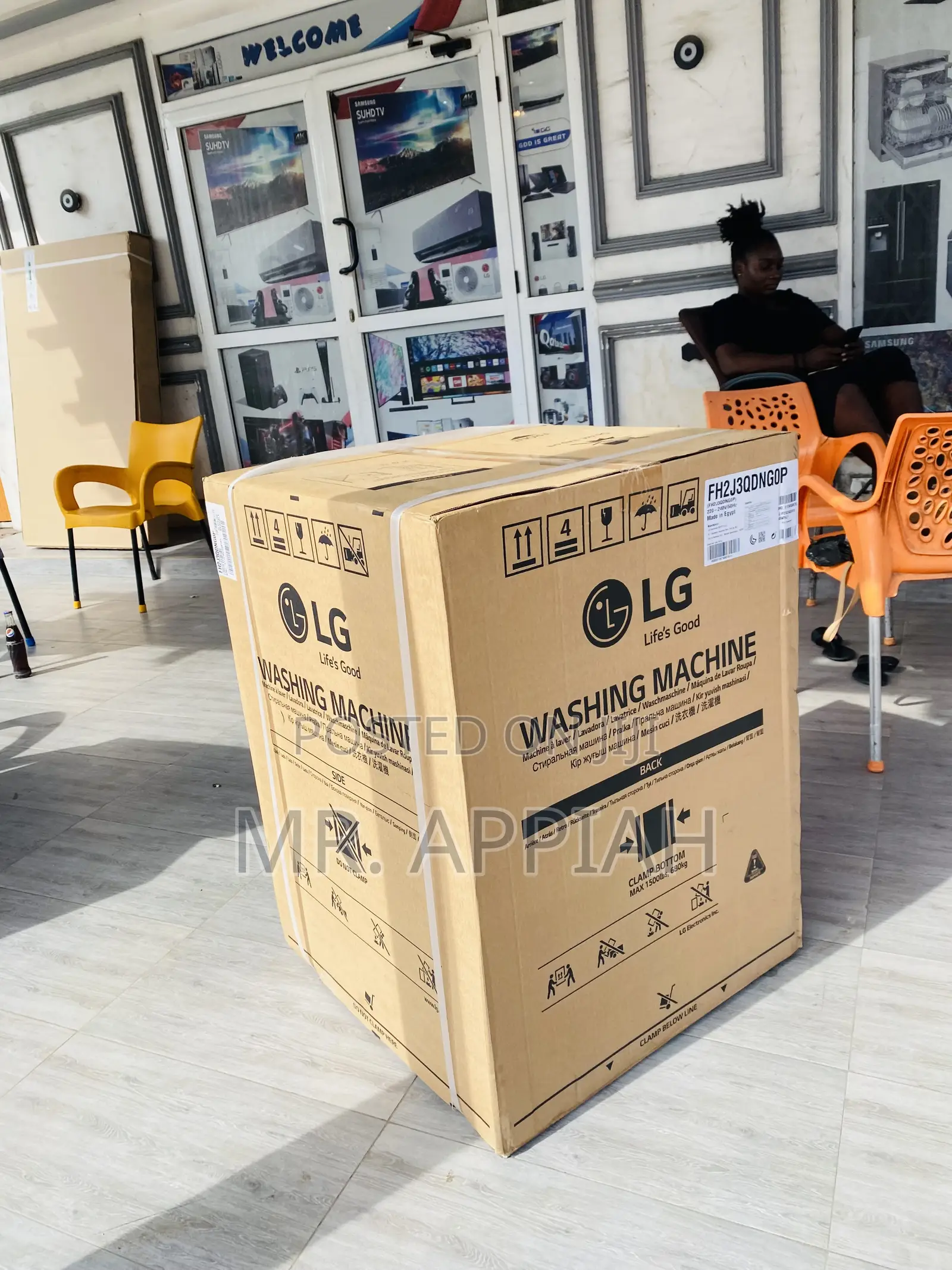 Shop Classic LG FH2J3QDNGOP Front Load Washing Machine.