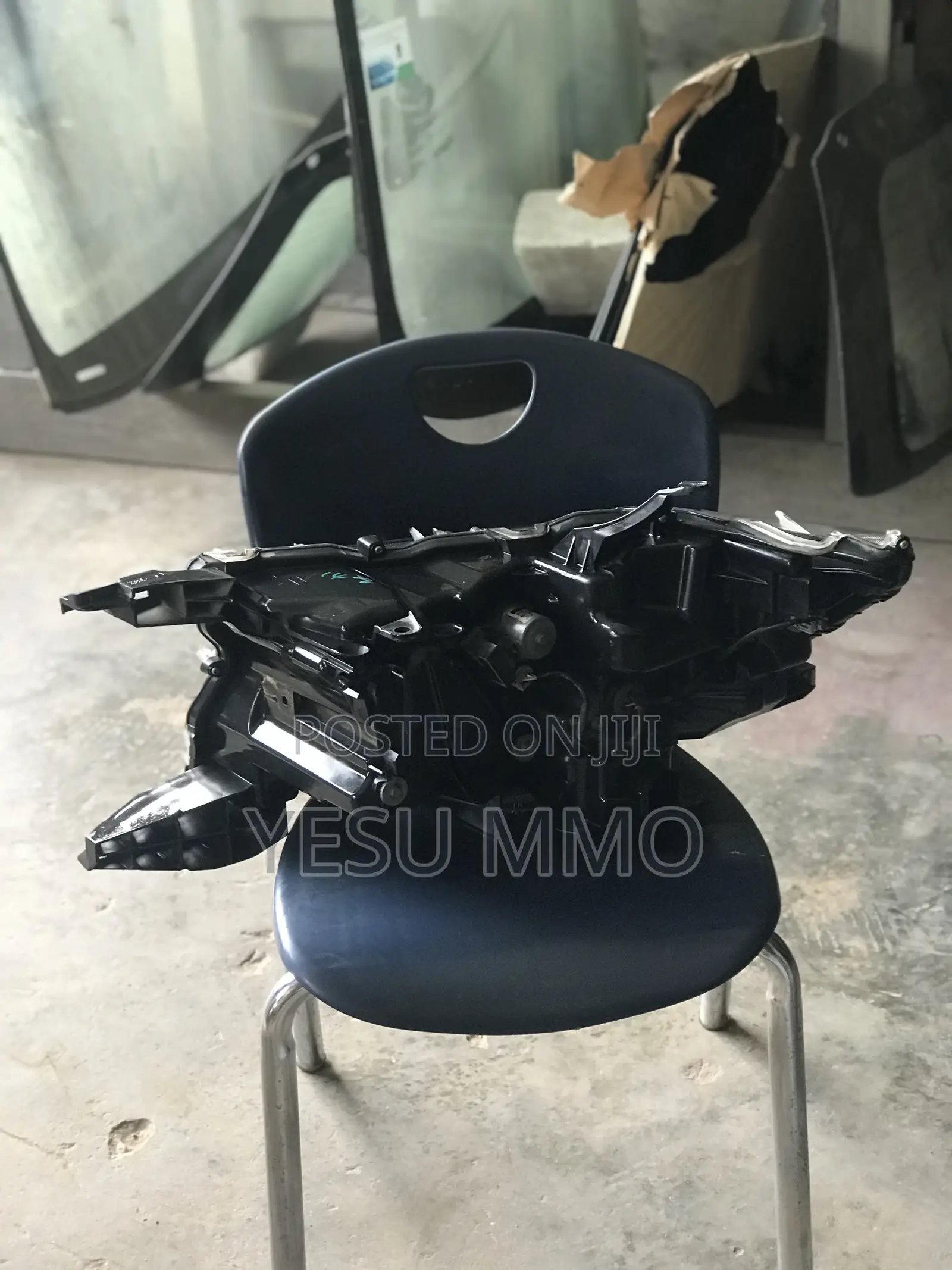 Land Cruiser Prado 2018 Headlights
