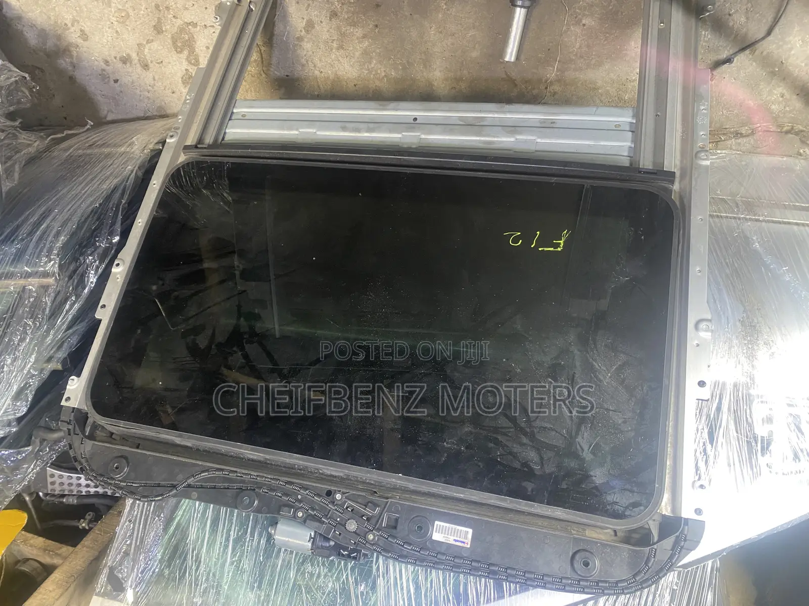 Mercedes Benz C250 W204 Sunroof and Parts Available