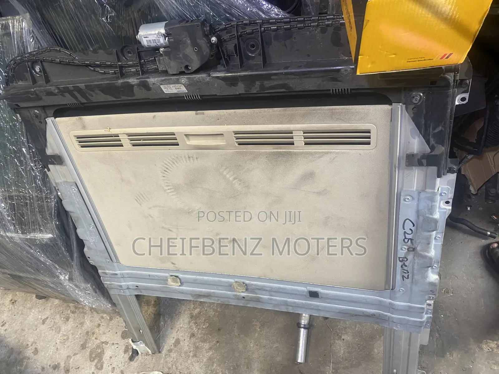 Mercedes Benz C250 Complete Sunroof Glass