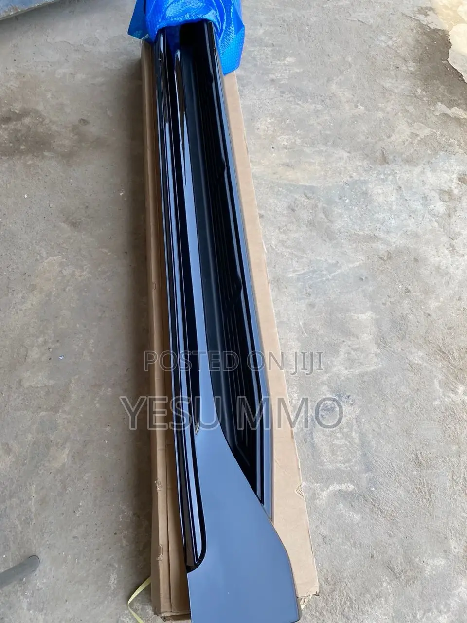 Lexus LX570 2019 Door Stepper