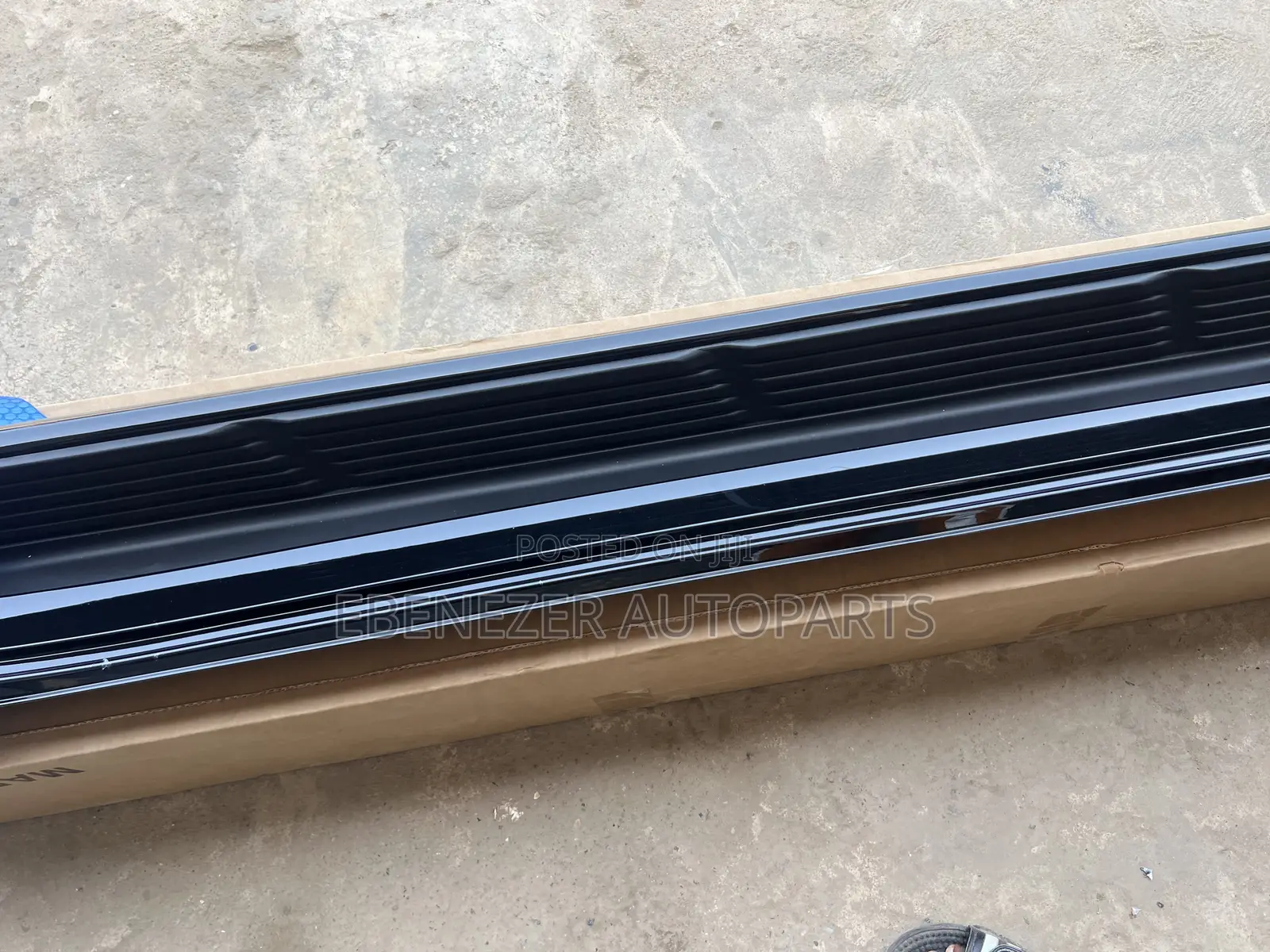 Lexus LX 570 Side Steps Available