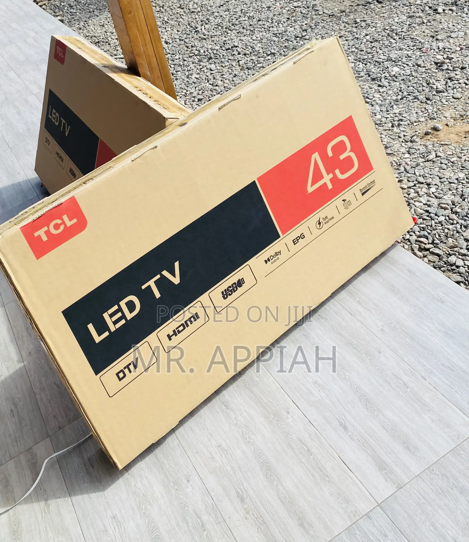 Lovely Design TCL 43d3200 43 Inch FHD Digital Satellite Tv.