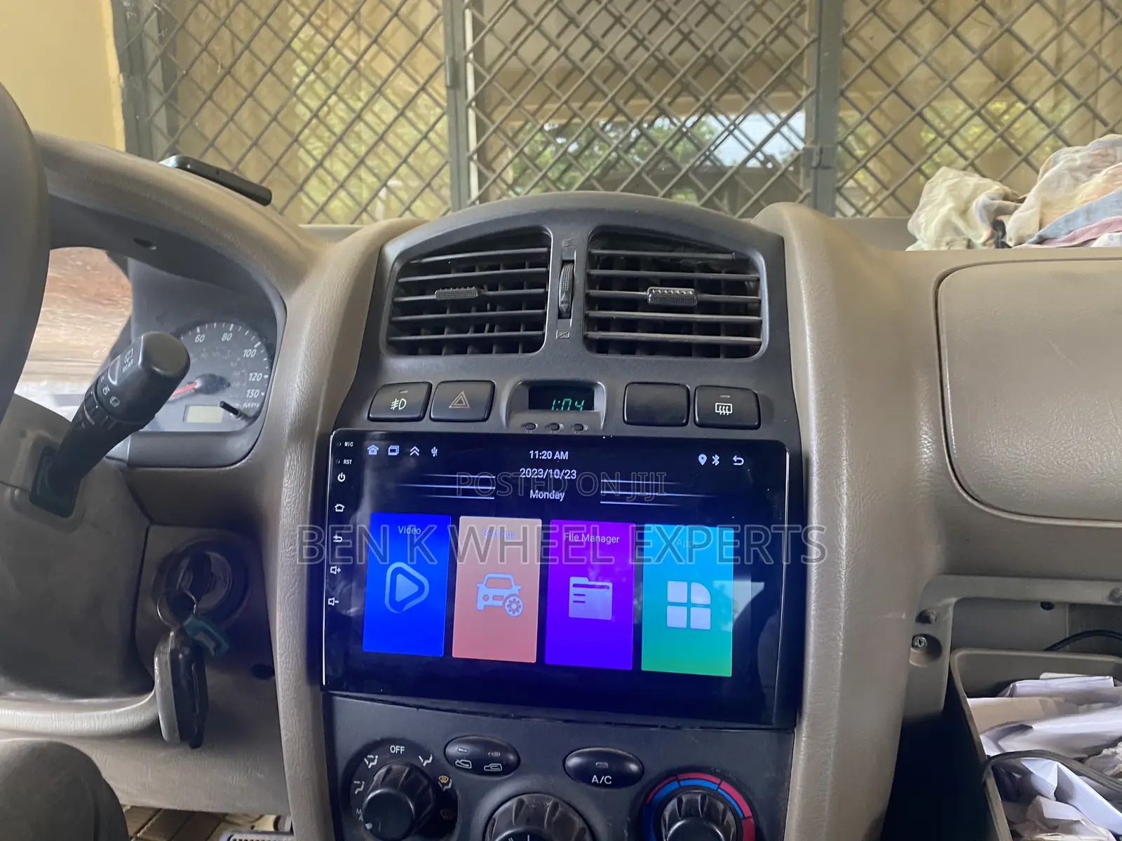 Hyundai Tucson 2004 Android Screen