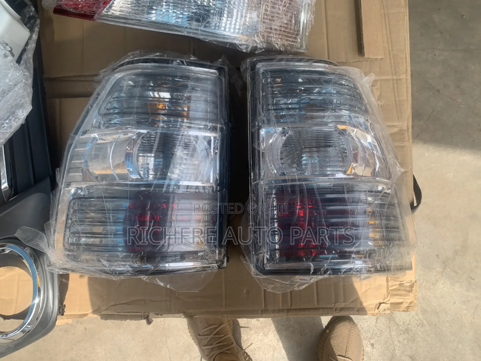 Mitsubishi Pajero 2012 Tail Light