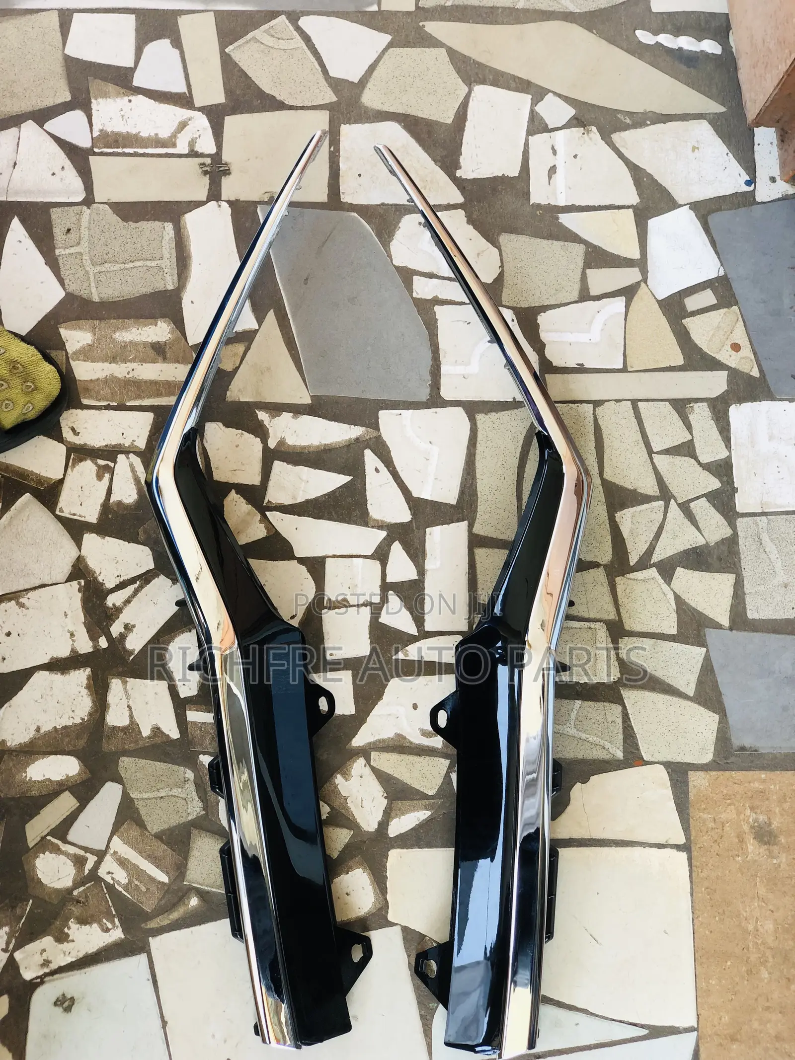 Honda CRV 2019/2020/2021 Headlight Chrome