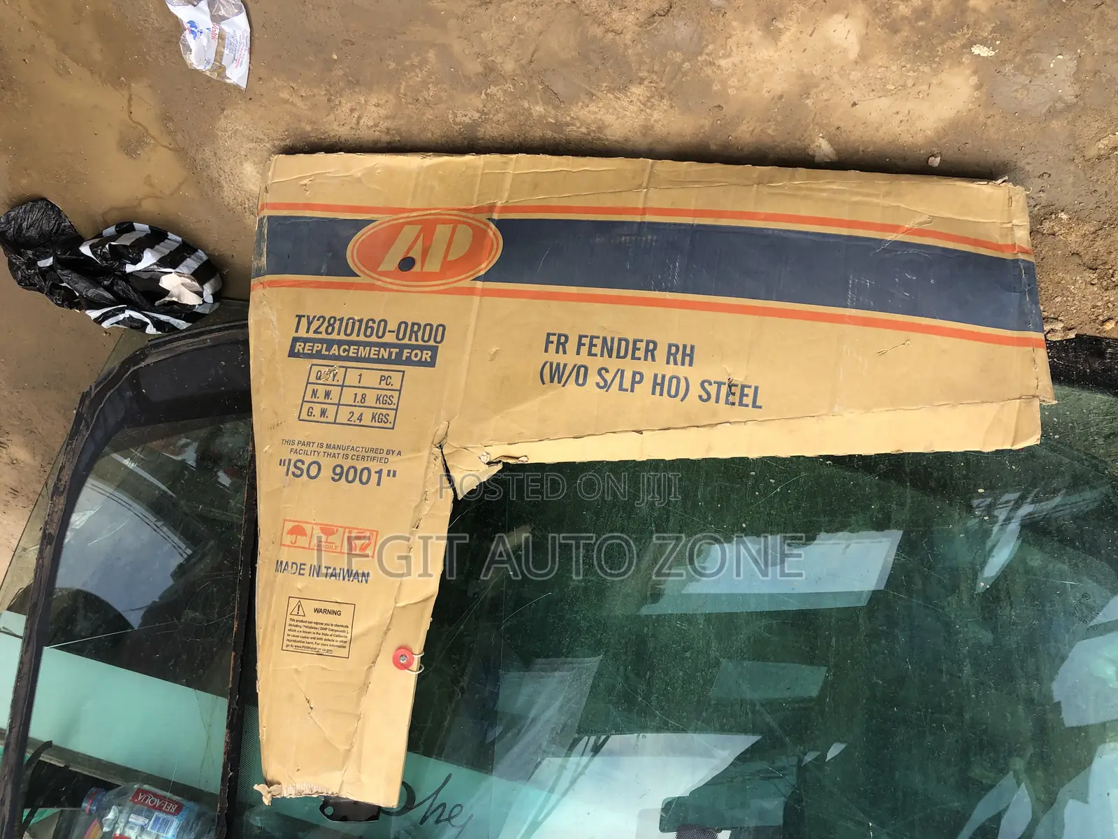Toyota Corolla 2009-2012 Fender