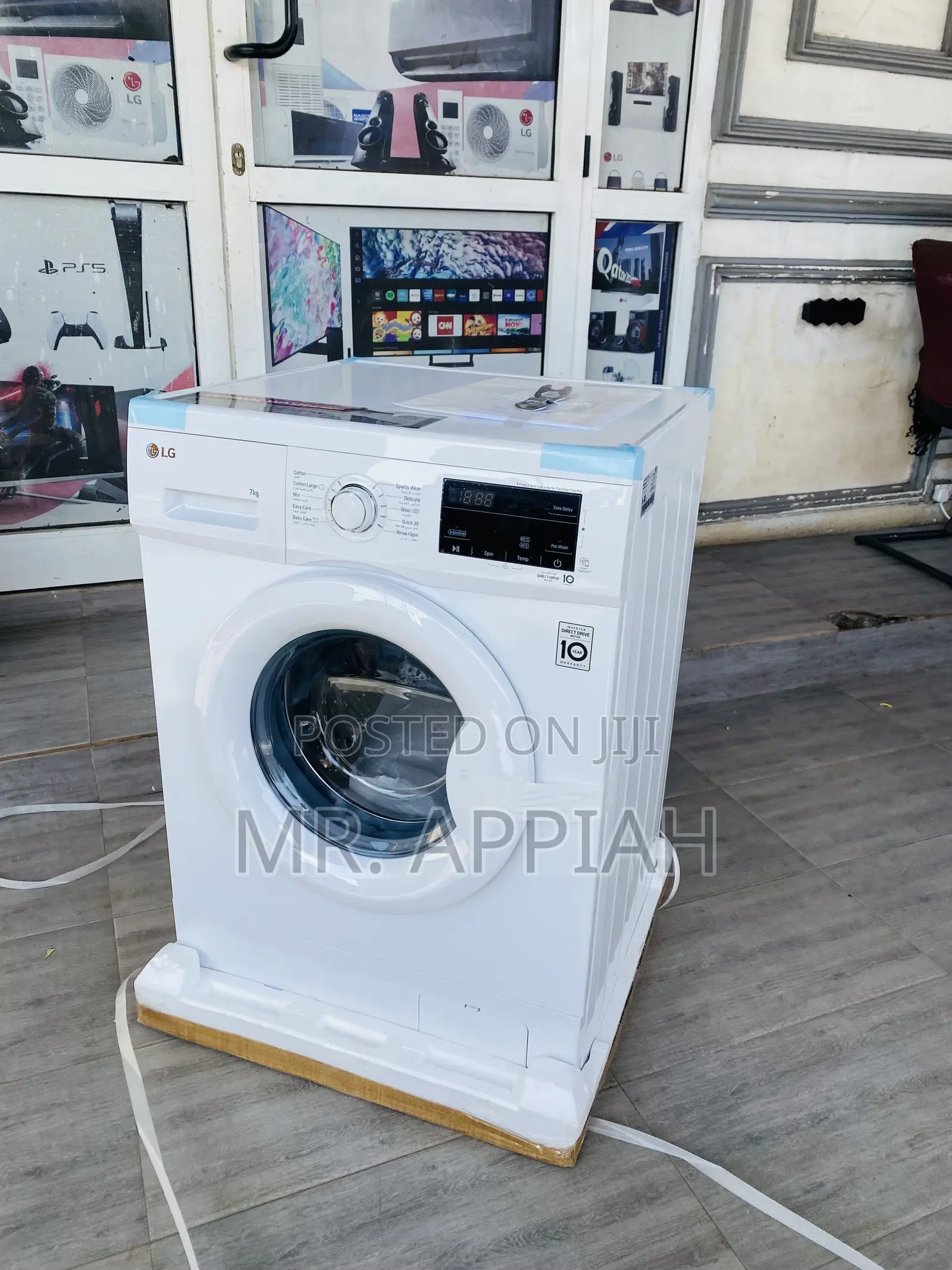 LG FH2J3QDNP0 7kg Front Load Electric Washing Machine.
