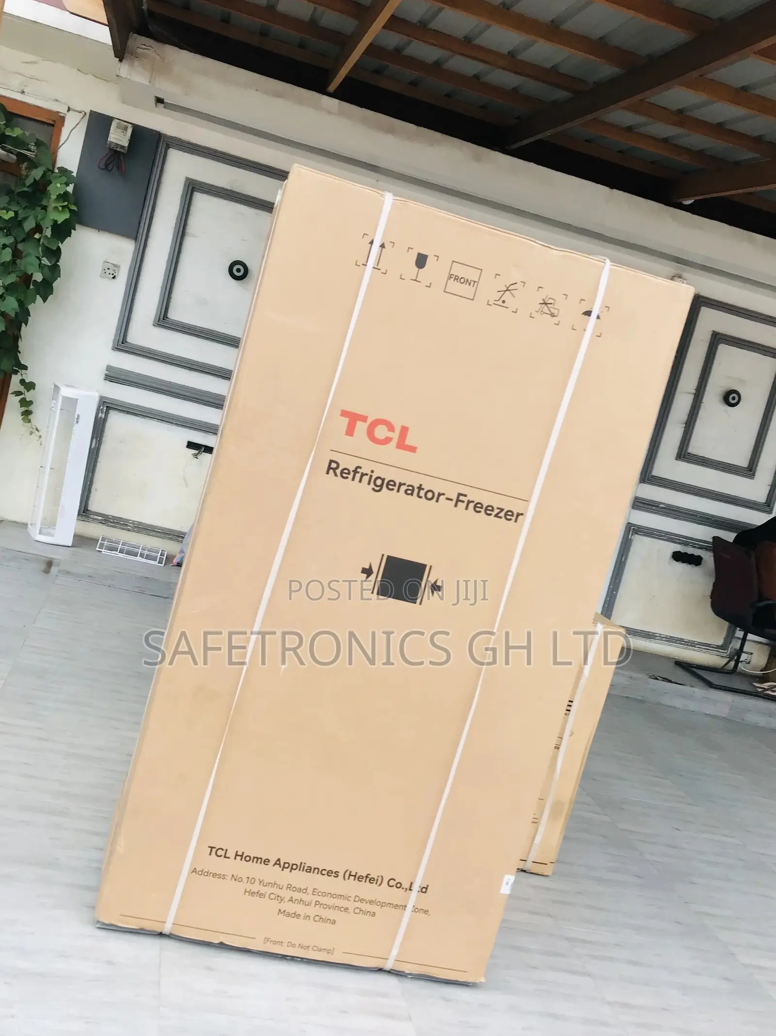 Gray French 4 Door P460CD TCL Bottomfreezer Fridge