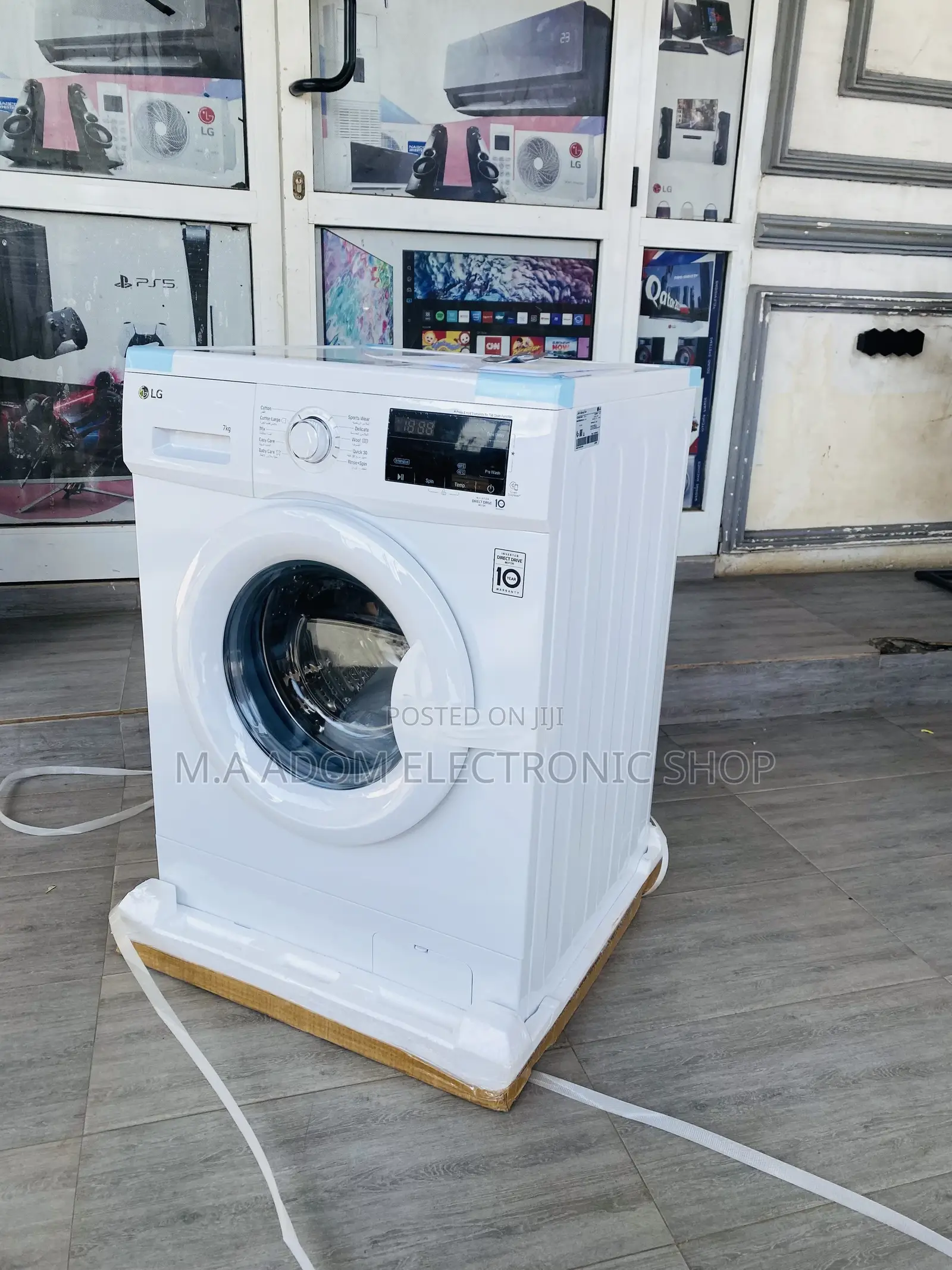 Sealed in Box LG 7kg FH2J3QDNP0 Washing Machine.