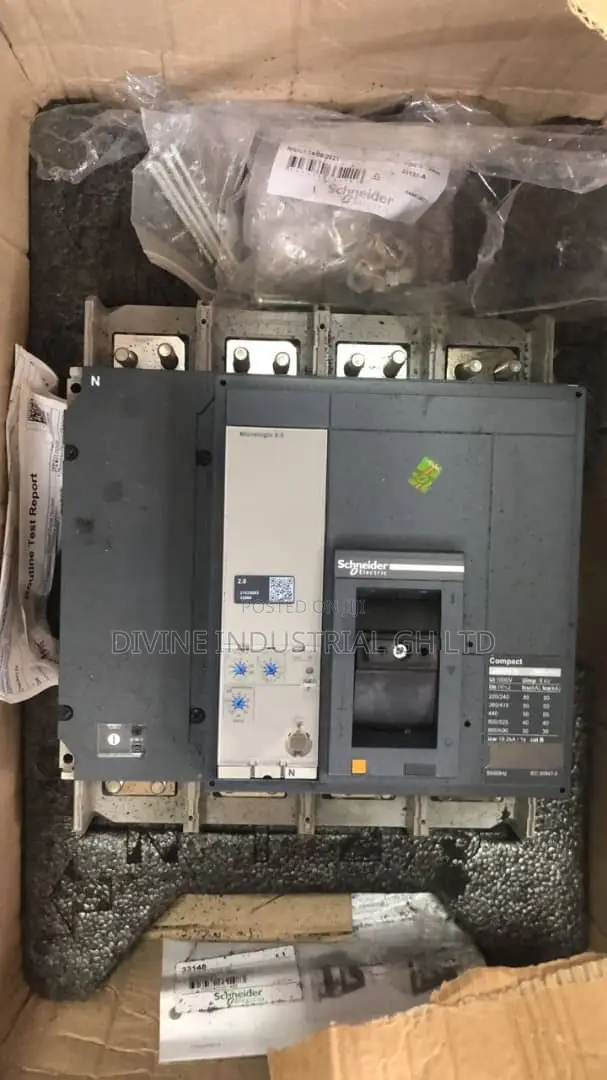 Original 1000A Schneider Breaker 4p