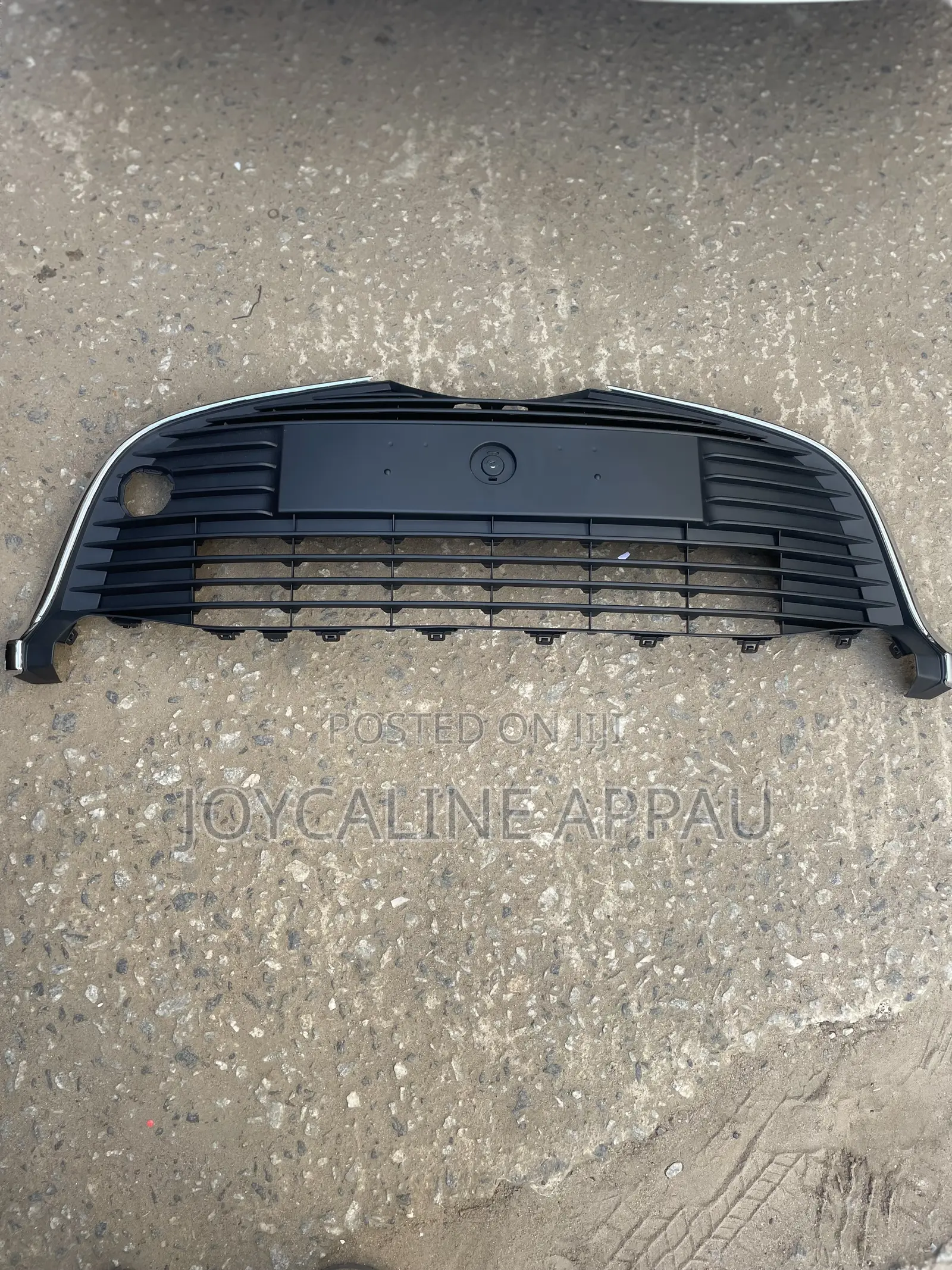 Toyota Yaris Bumper Front Lower Grille 2016