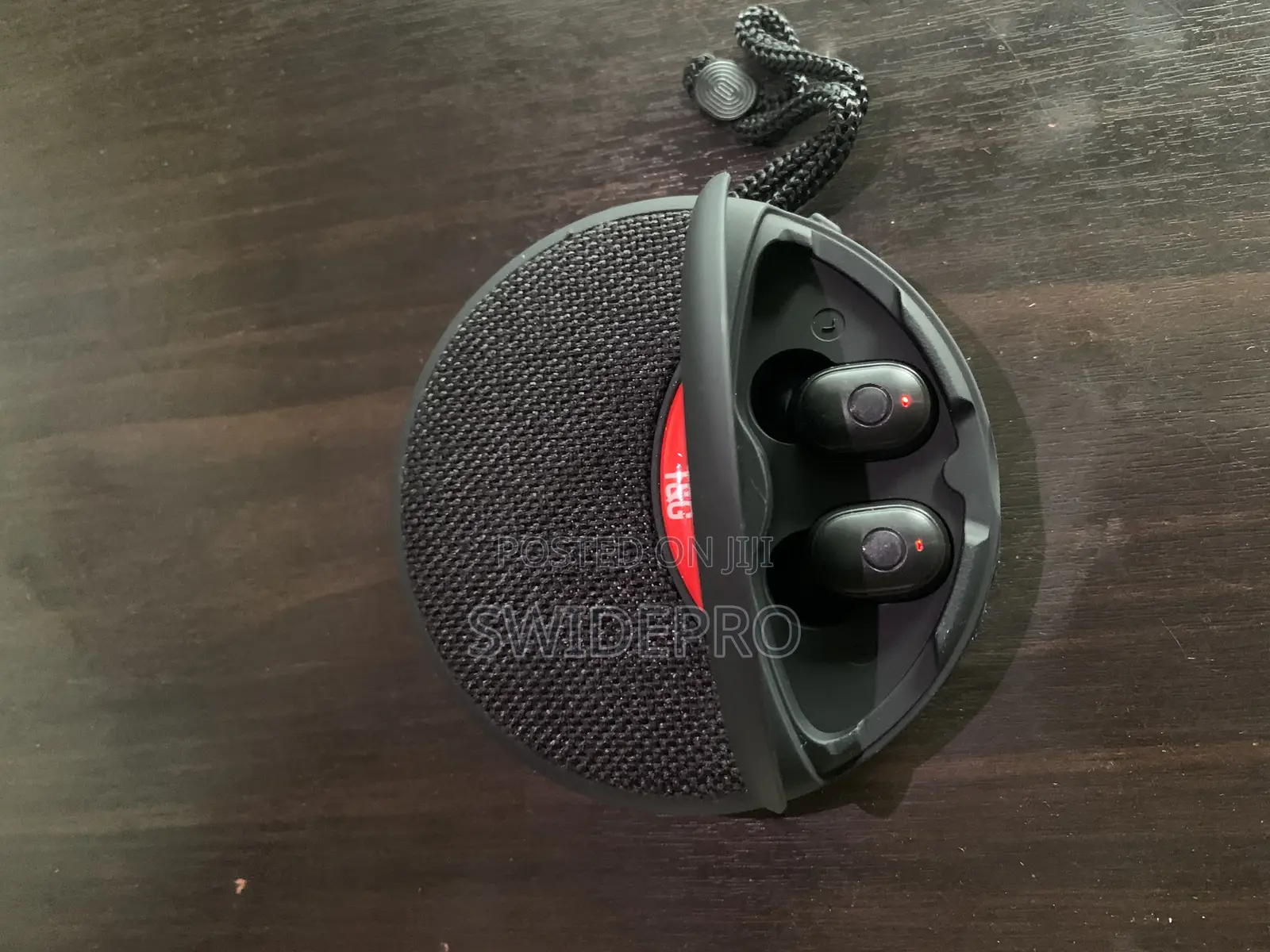 T G Earbuds + Portable Wireless Bluetooth Speaker Tg808