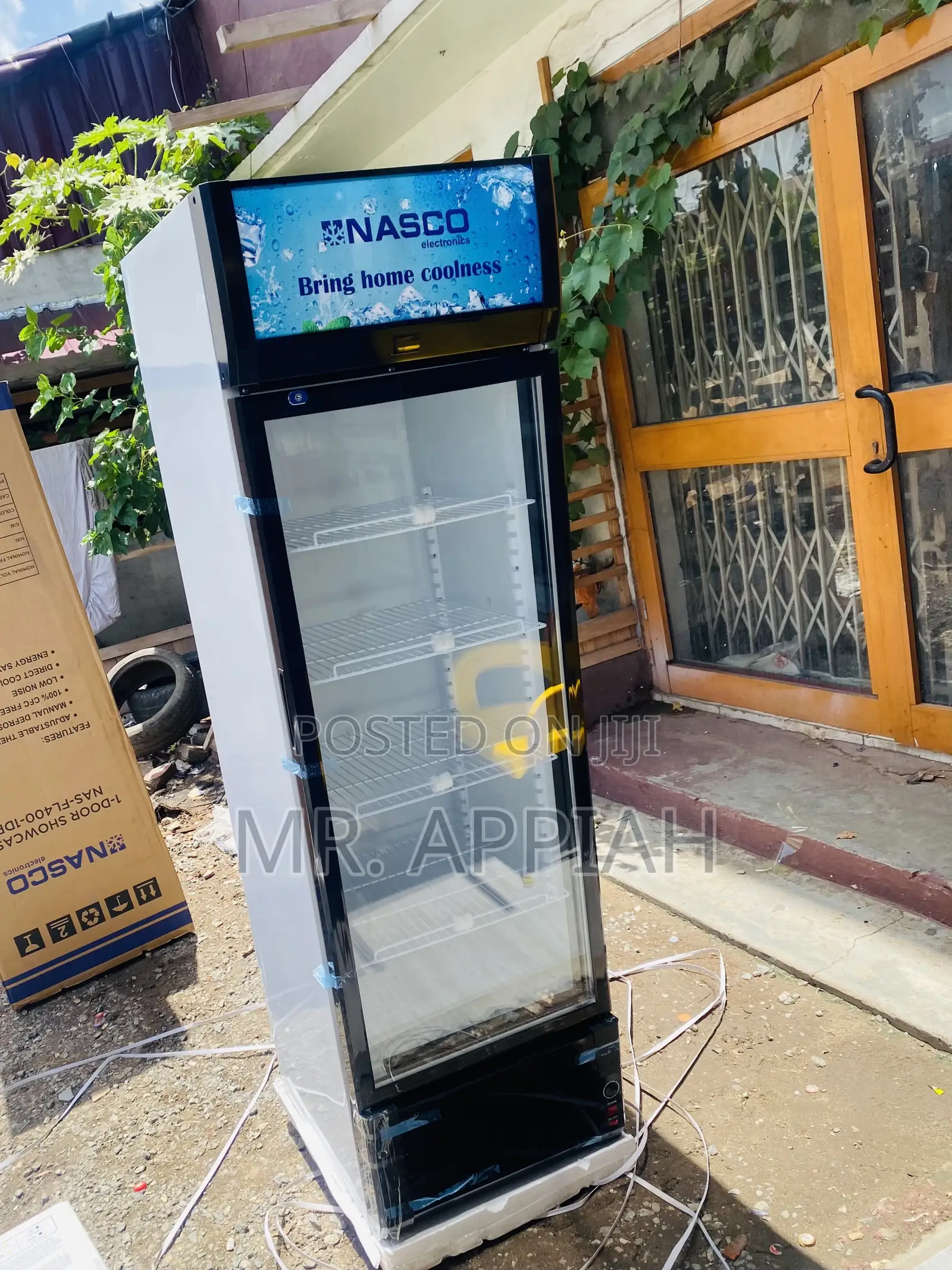 Well Design Nasco Nasfl400-1dr 1 Door Electric Fridge.