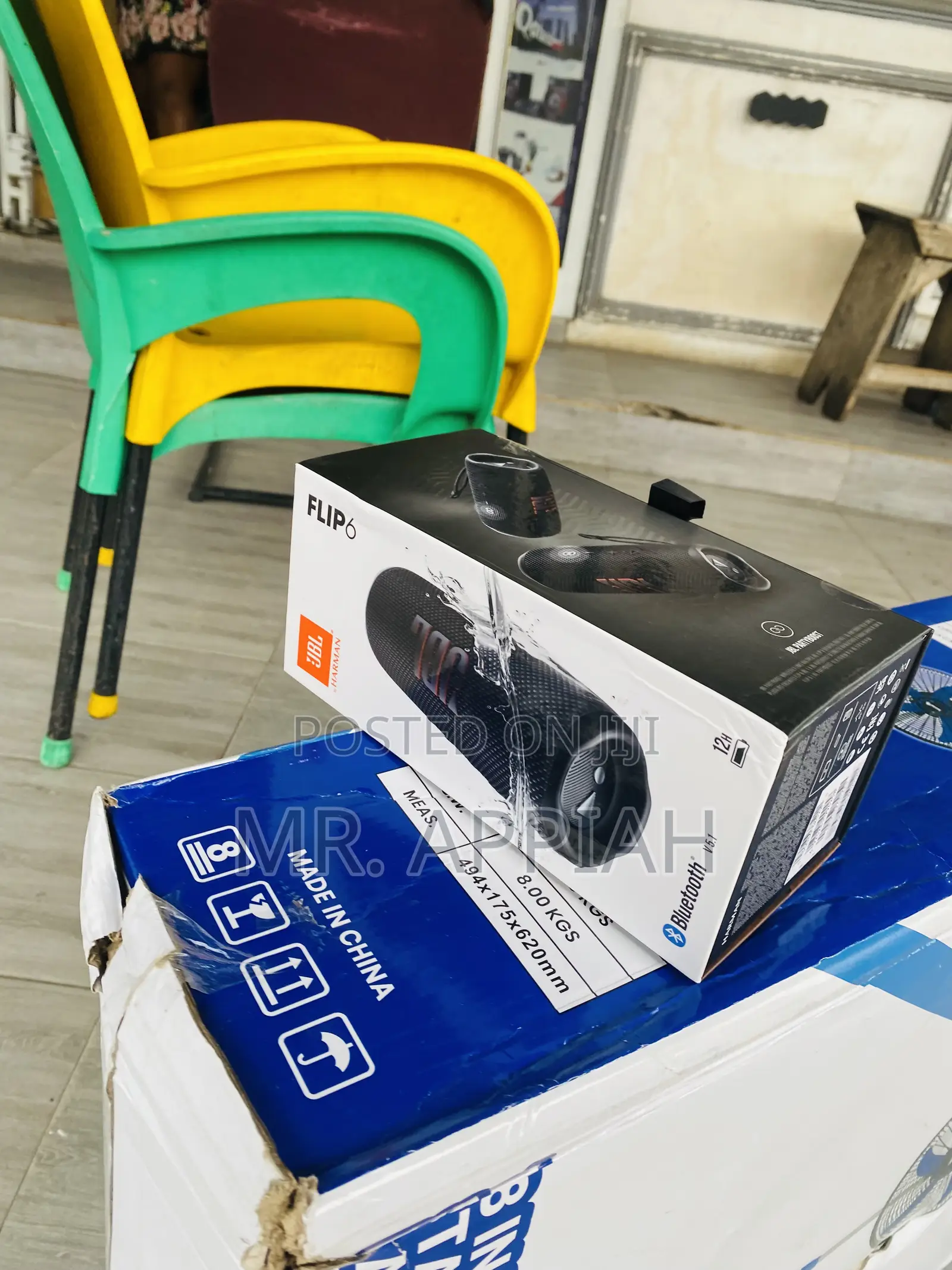 Durable JBL Flip 6 Portable Bluetooth Speaker(Black).