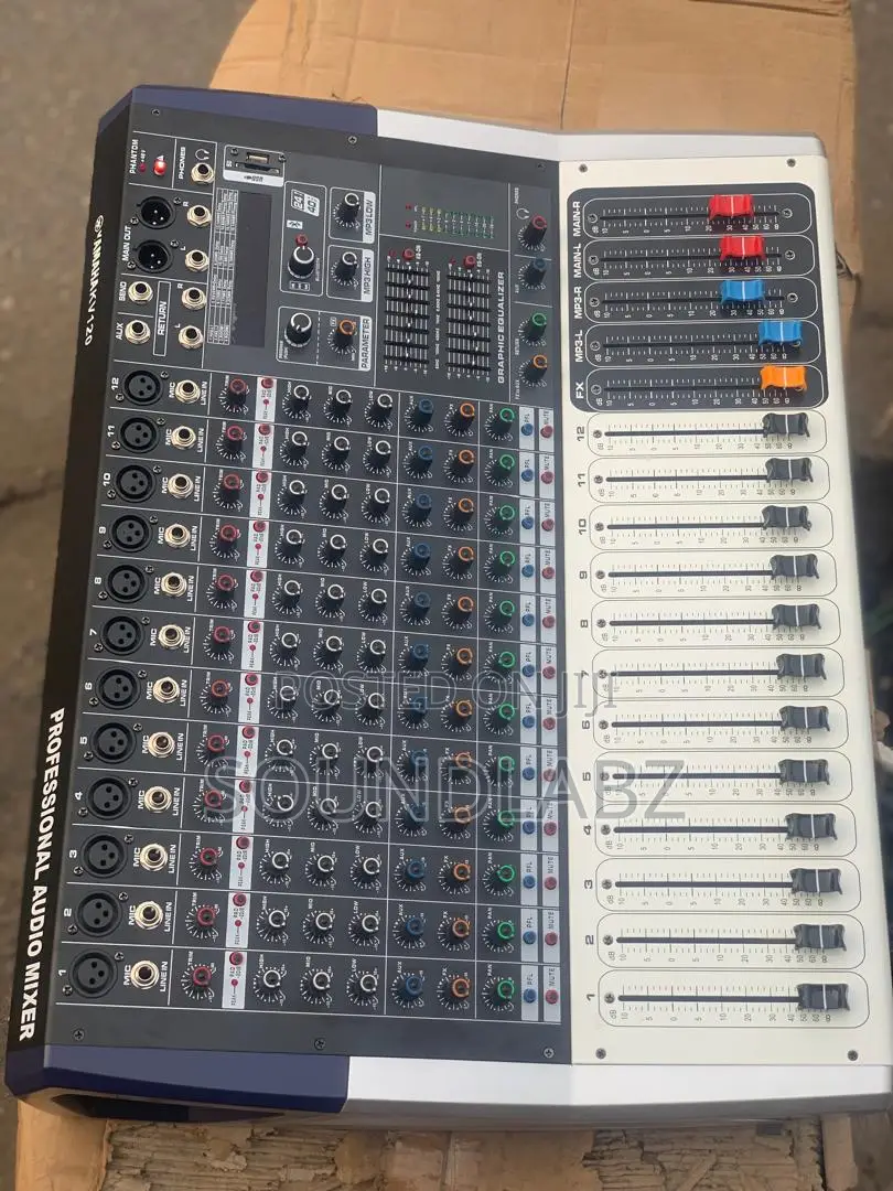 Yamaha Kv120 12-channel Analog Powered Mixer