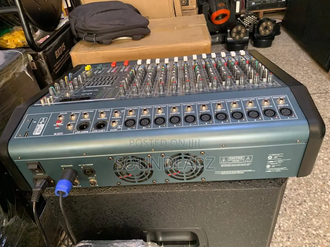 Yamaha Mk-1200usb 12-Channel Powered Mixer