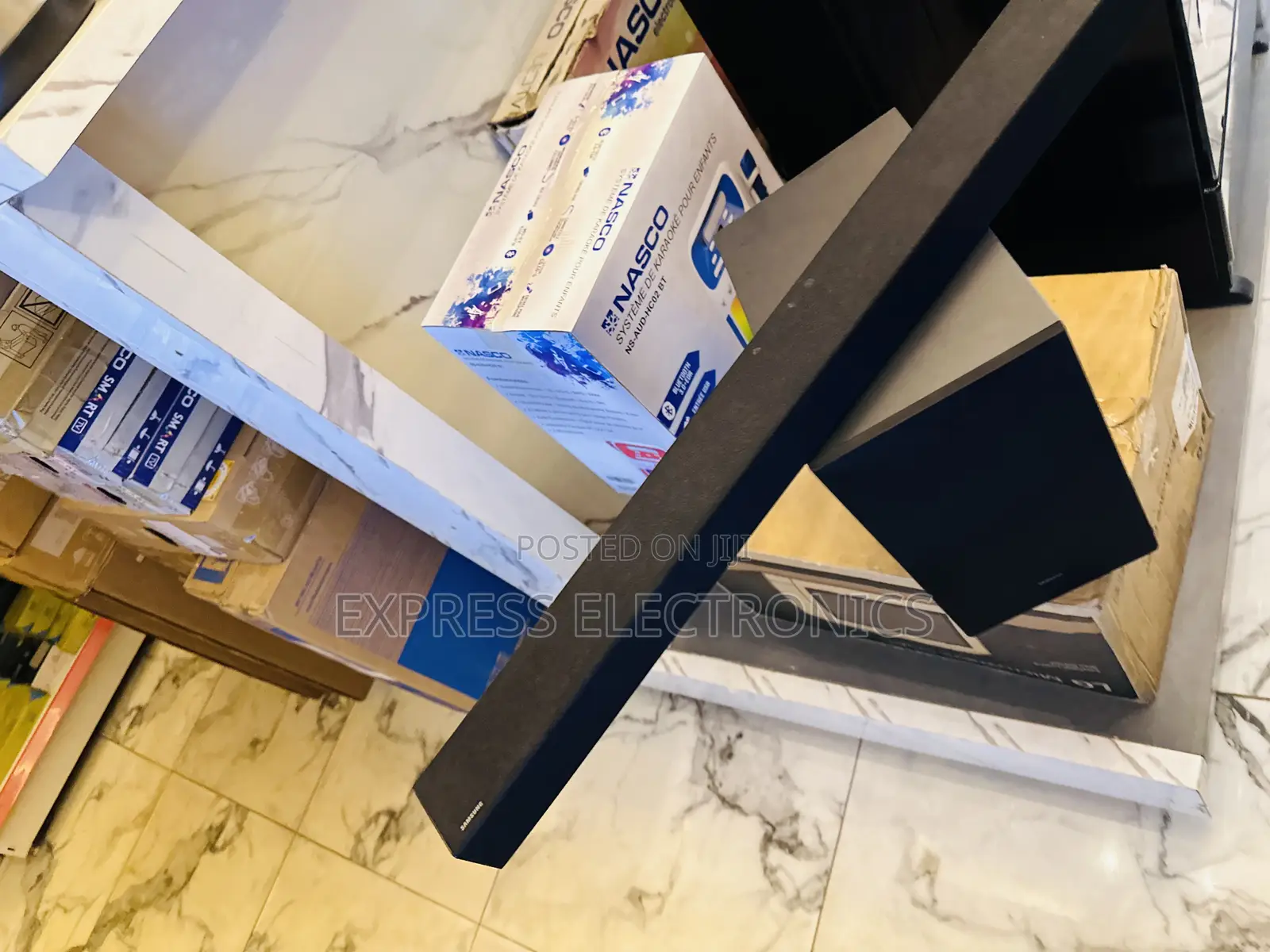 Powerful Sound Effects A450 Soundbar Samsung