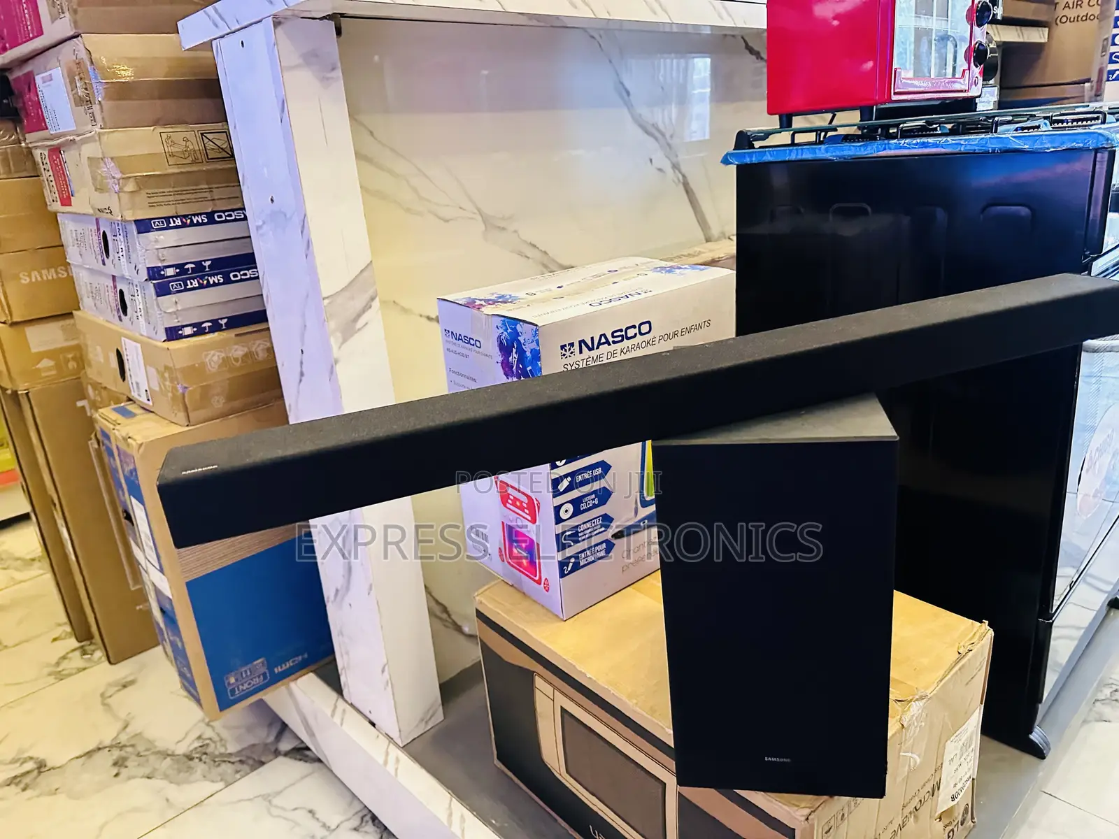 B450 Sound Bar Woofer Samsung.