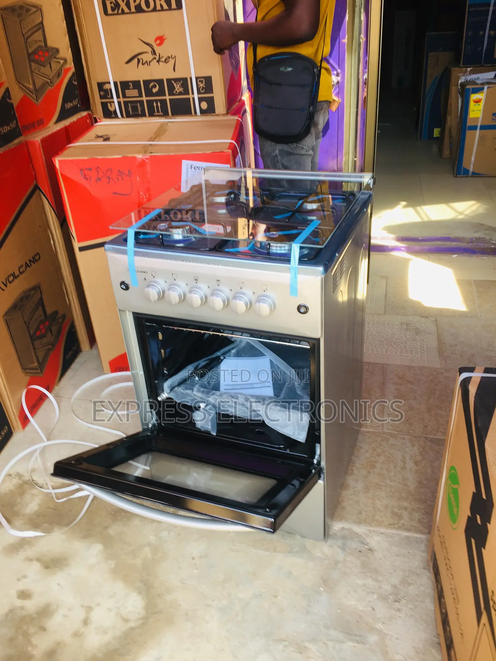Freestanding 50/50 Auto Ignition Oven Rotisserie 4burner