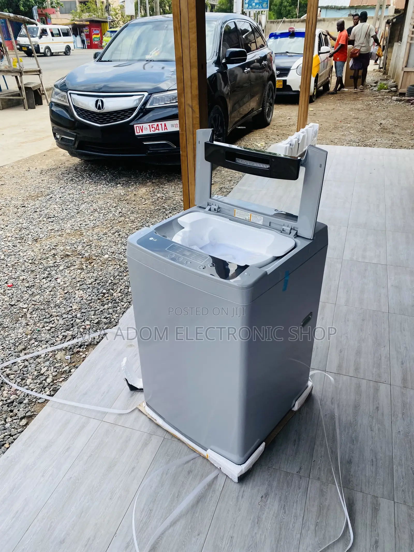 Durable and Affordable LG 9kg Washing Machine(T9585NDHVH).