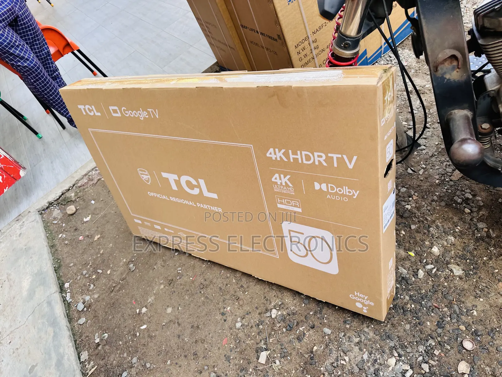 Get a New TCL UHD Smart Glossy LED 50”P635
