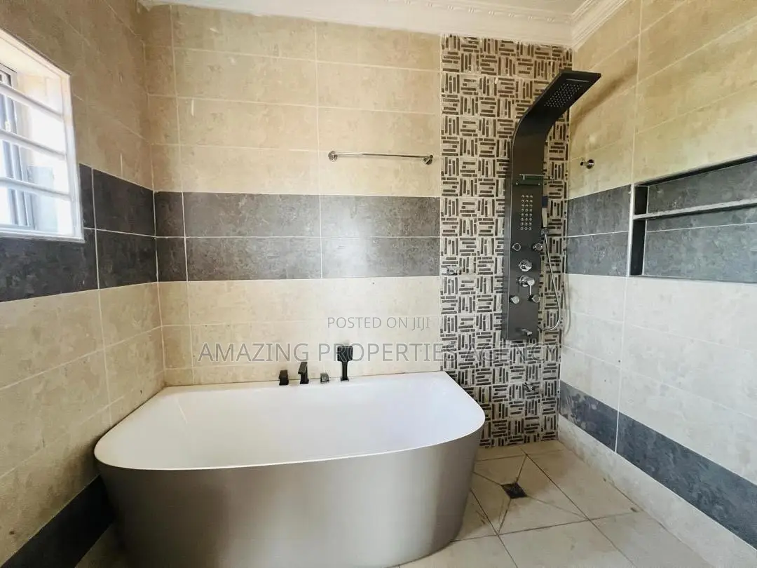 4bdrm House in Spintex for sale