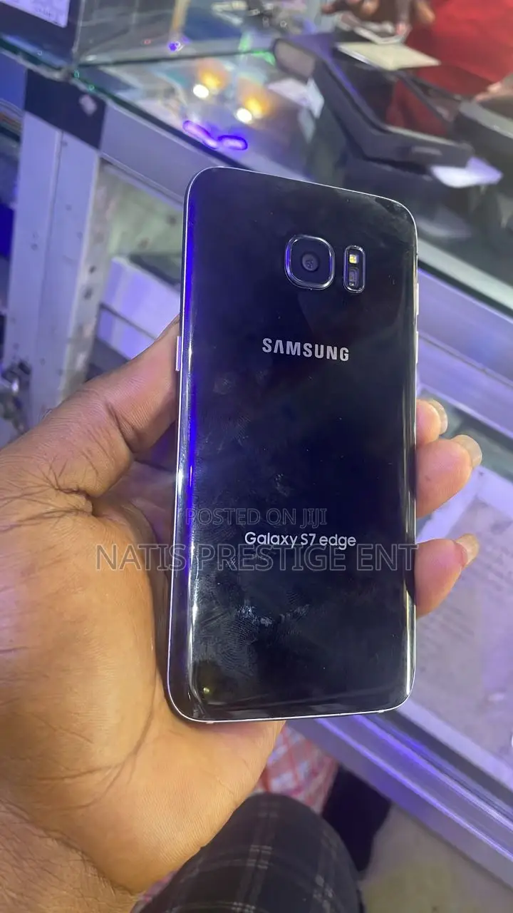 Samsung Galaxy S7 edge 64 GB Black