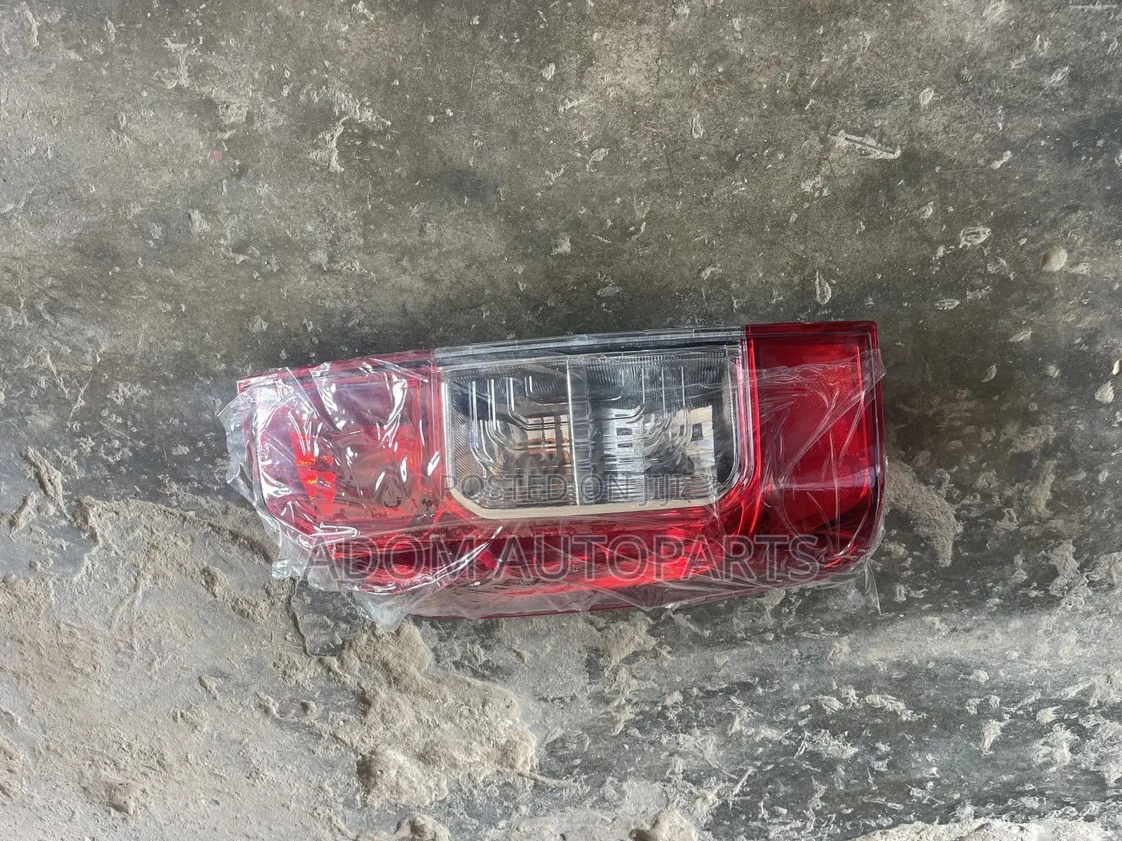 Nissan Navara Taillight 2016 2017 2018