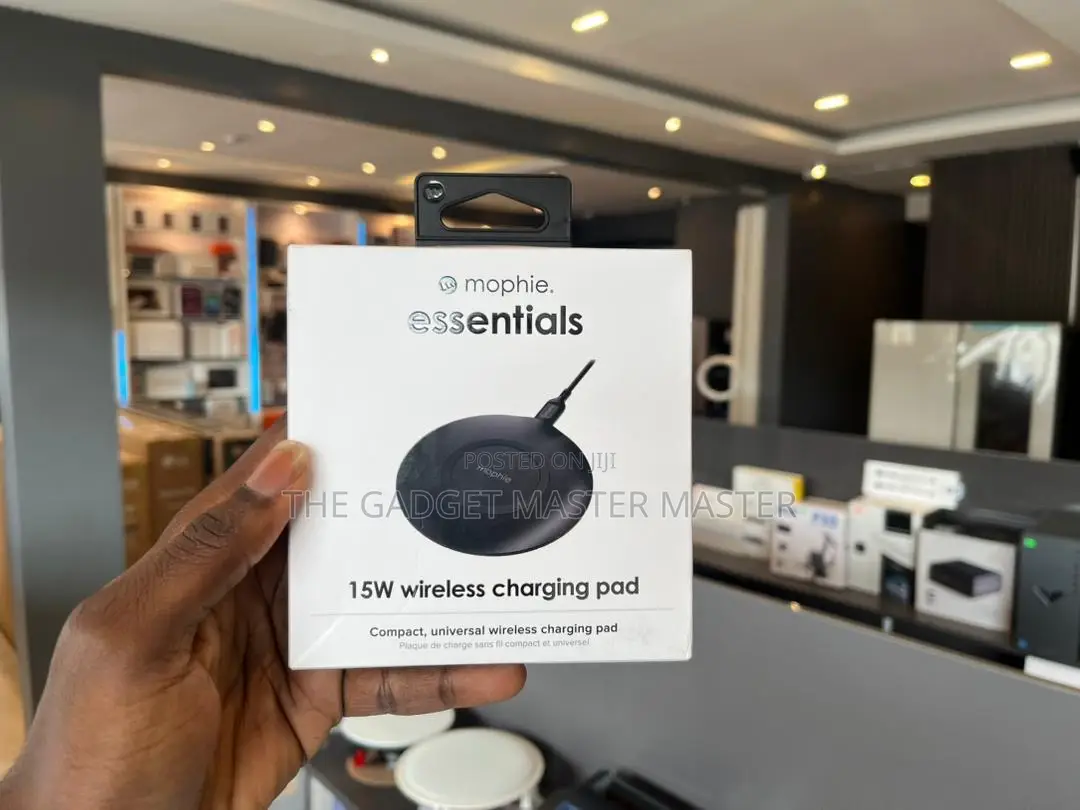 MOPHIE Essentials Wireless Charging Pad