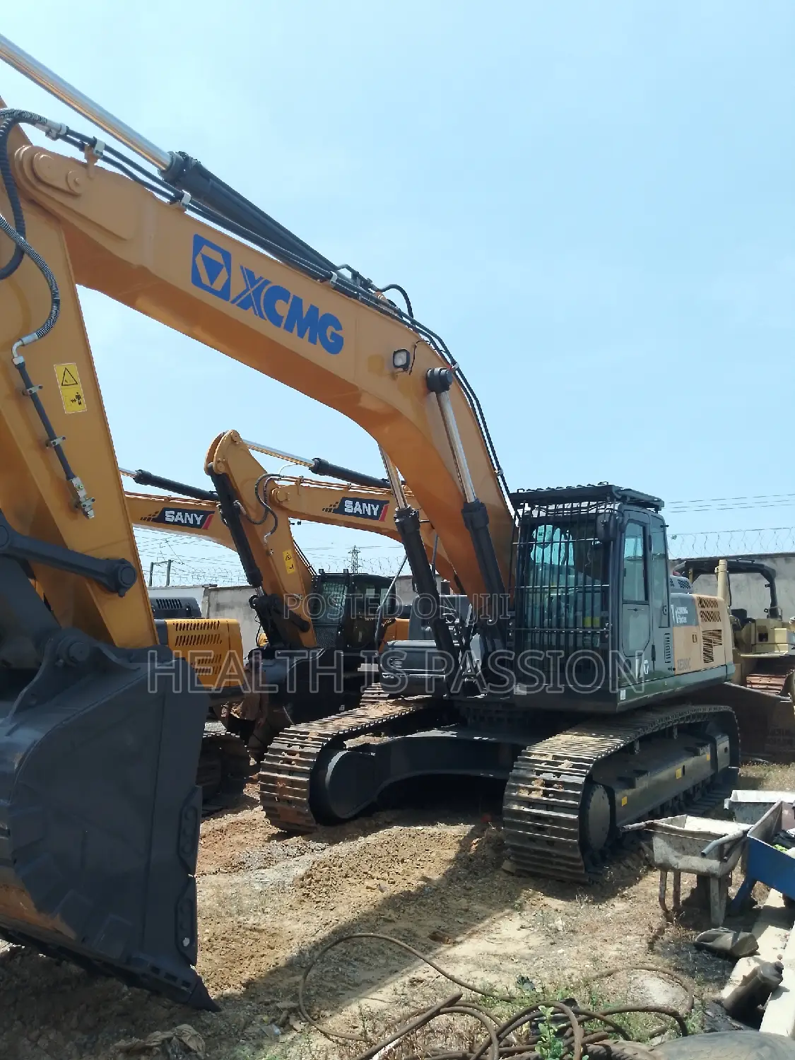XCMG 215, Water Truck Excavator Excavator With Hammer Line