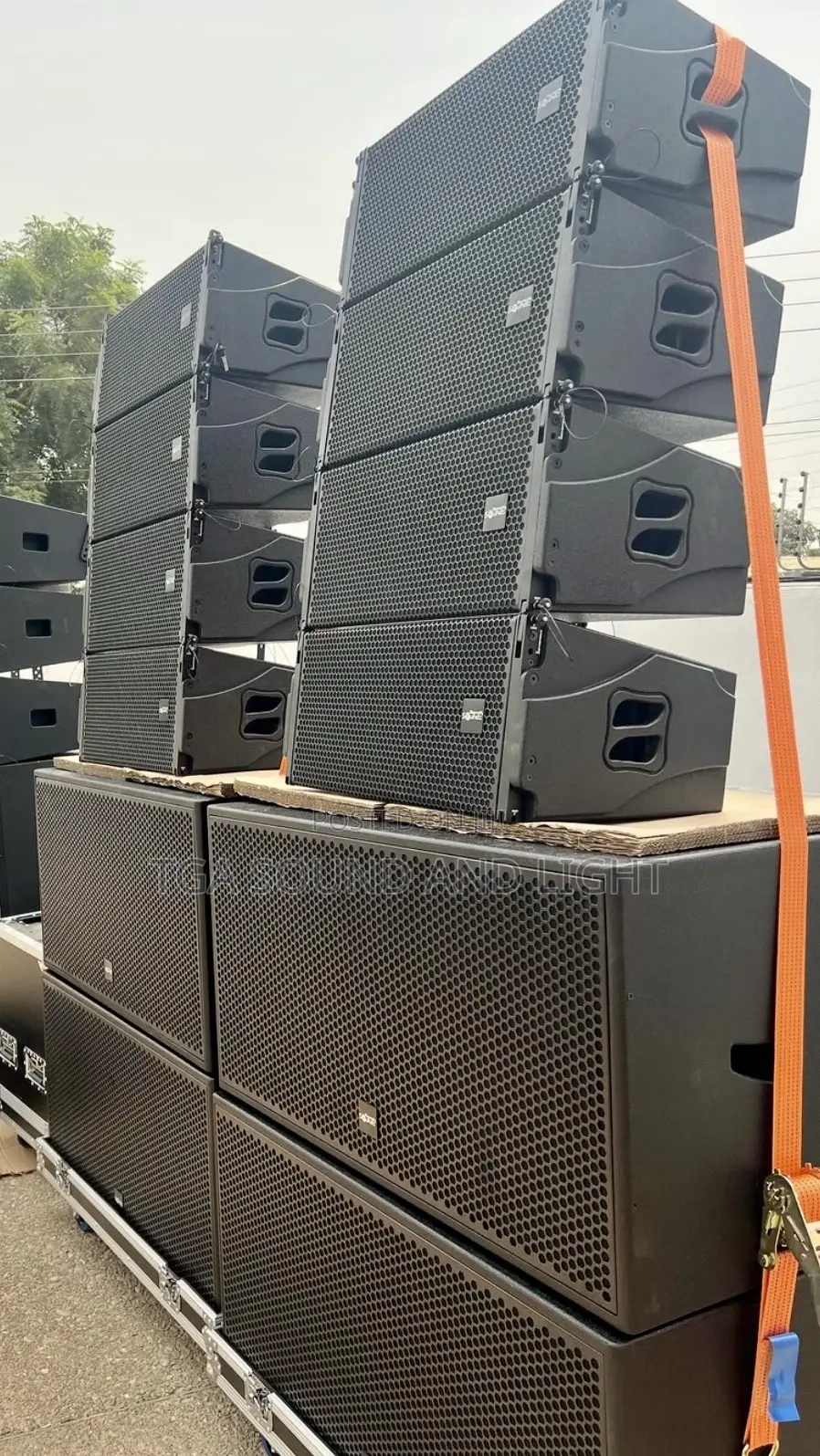 Line Array Set - 4 Pairs Mid, 2 Pairs Bass and Full Rack
