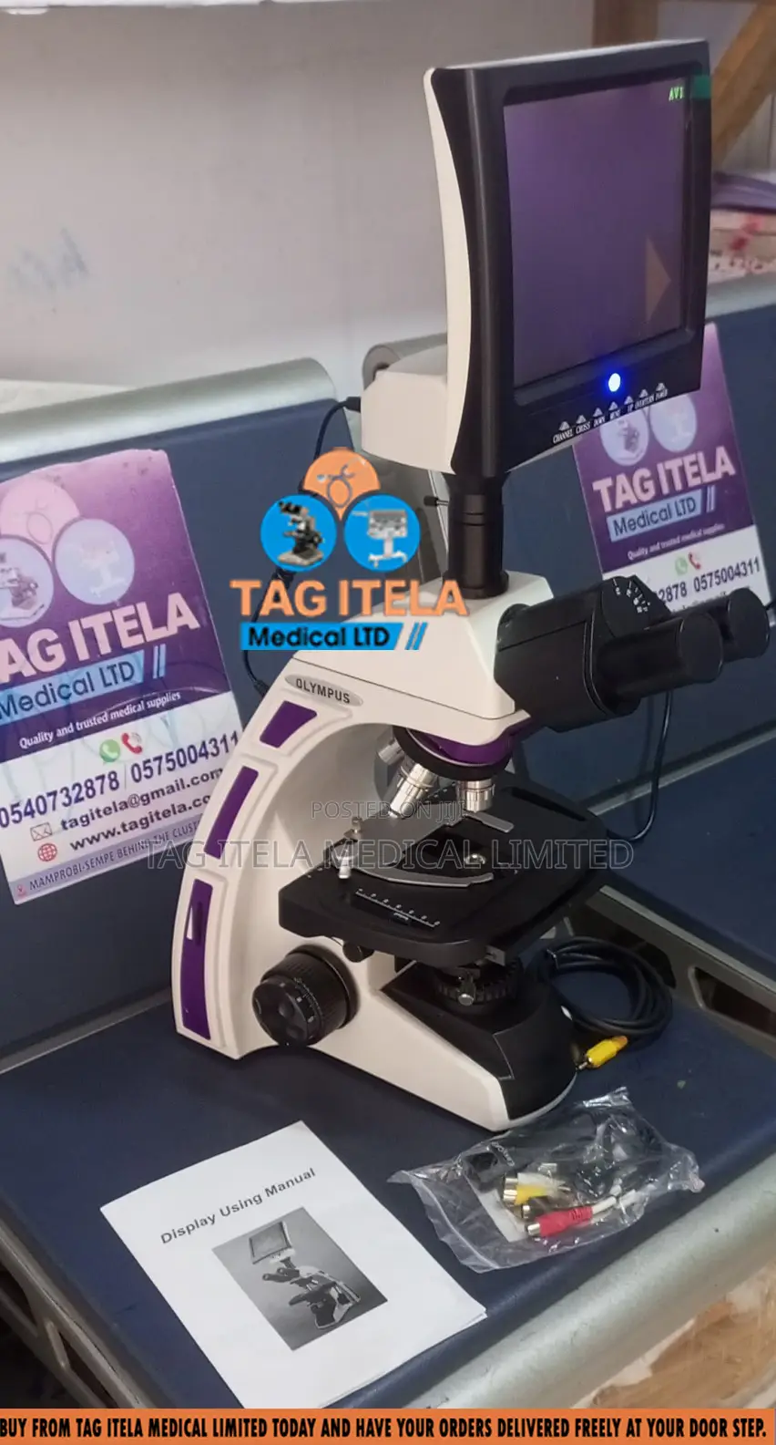 Microscope With Screen (Olympus)