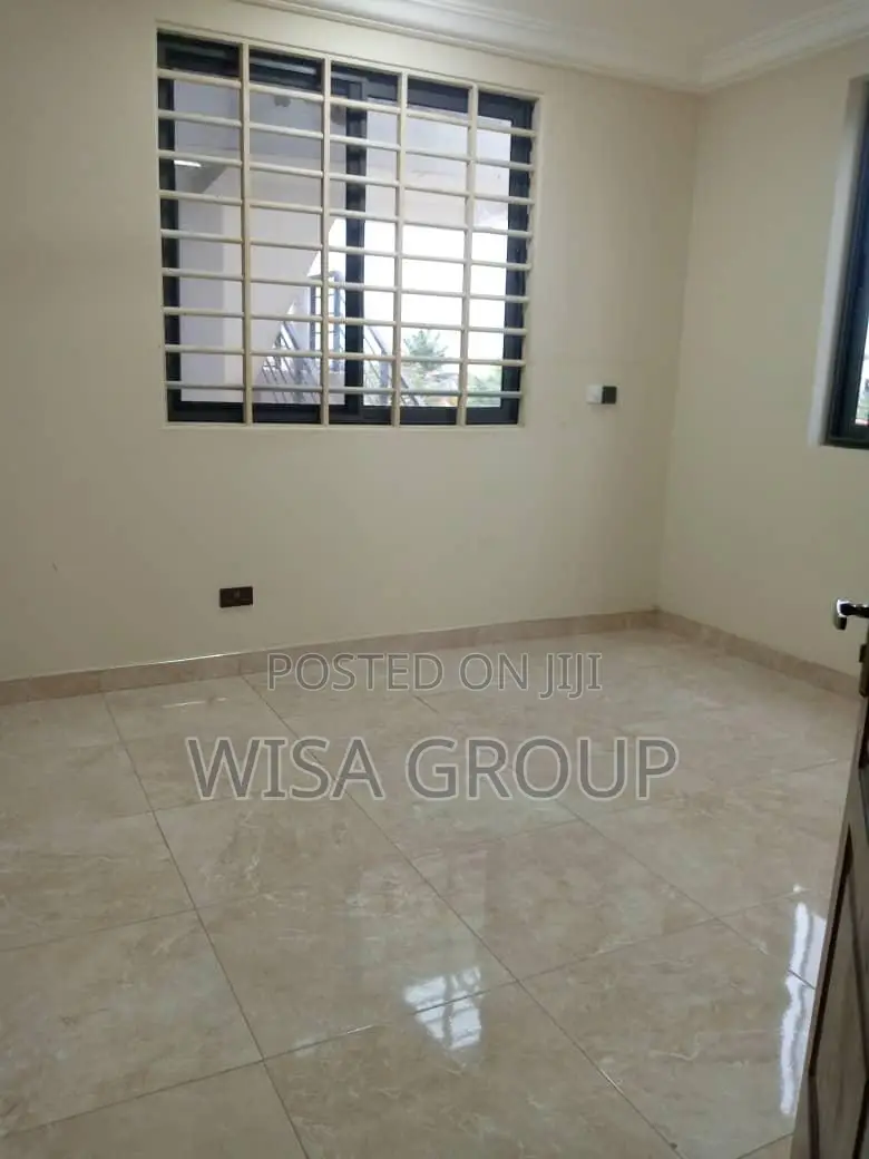 5bdrm Apartment in Wisa Groups, Accra Metropolitan for rent