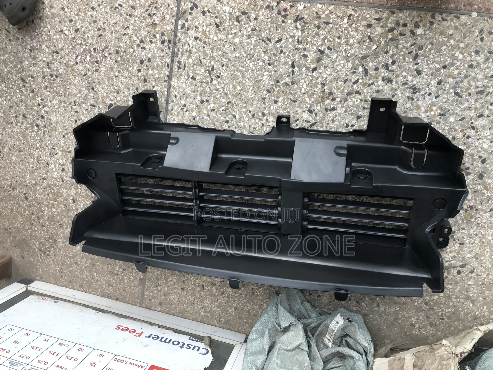 Honda CRV 2017 - 2022 Shutter Grille (Down)