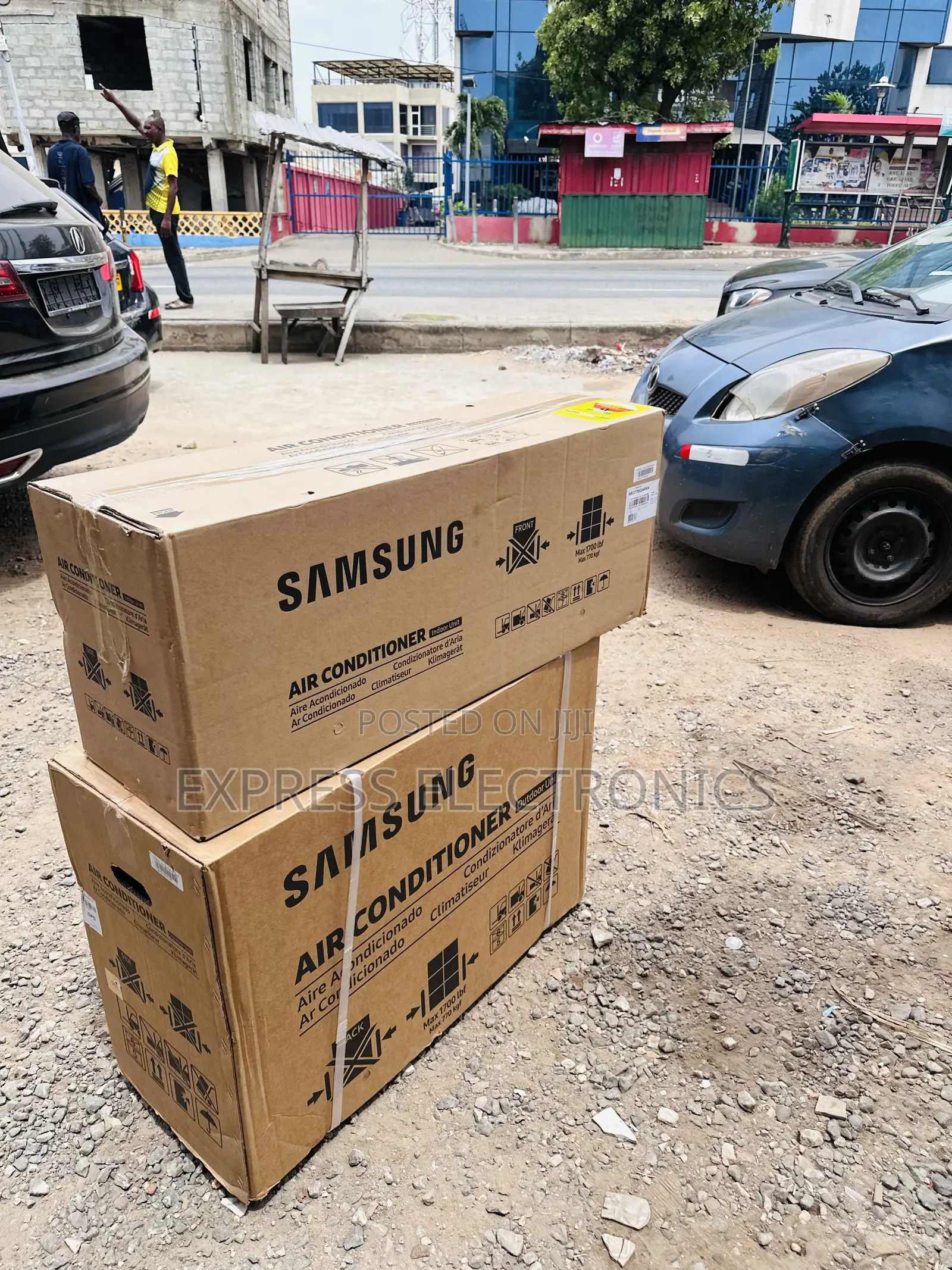 Samsung 1.5hp White Fresh Airflow Split R410