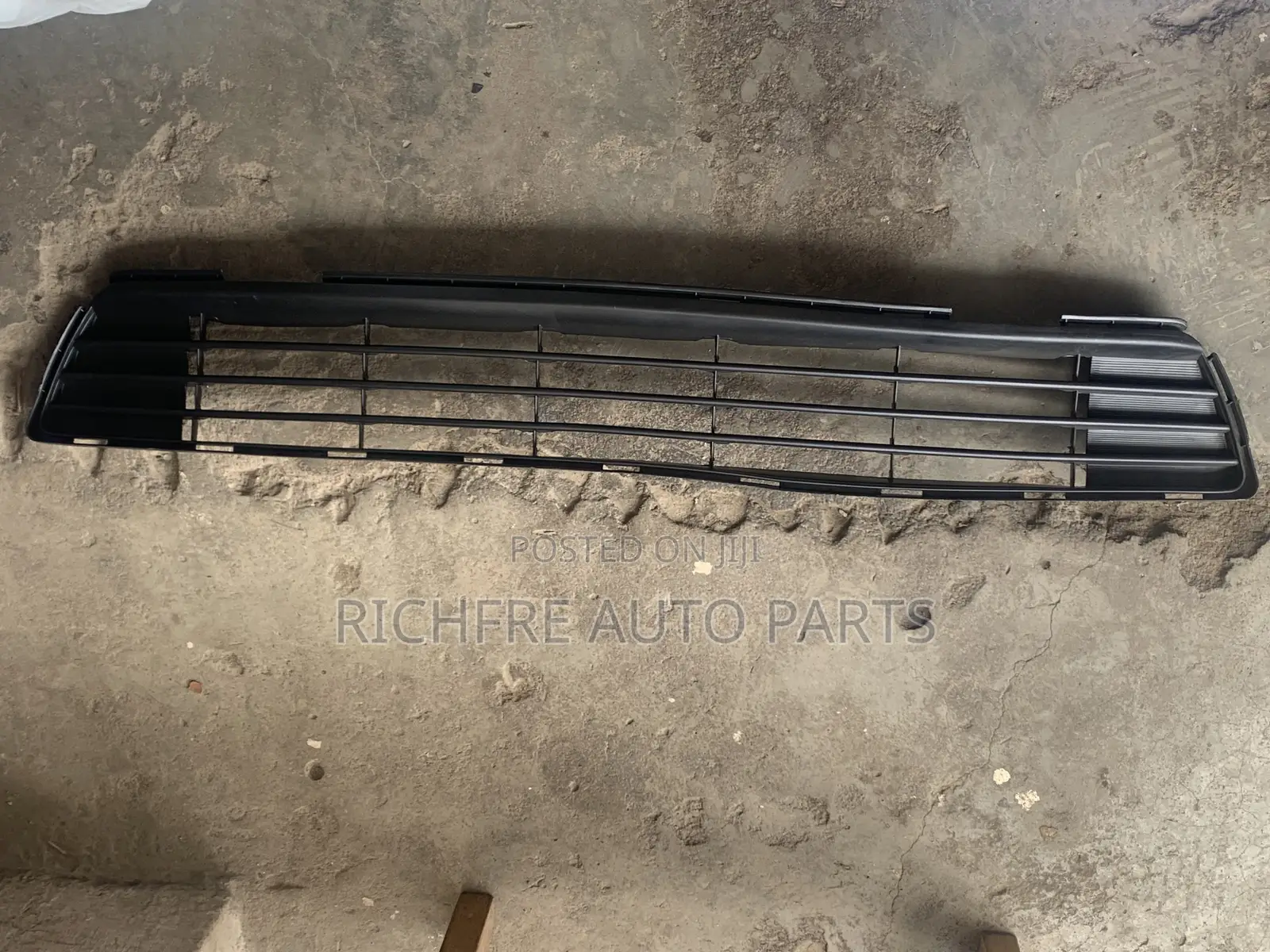 Toyota Corolla 2012/2013 Down Shells/Grille