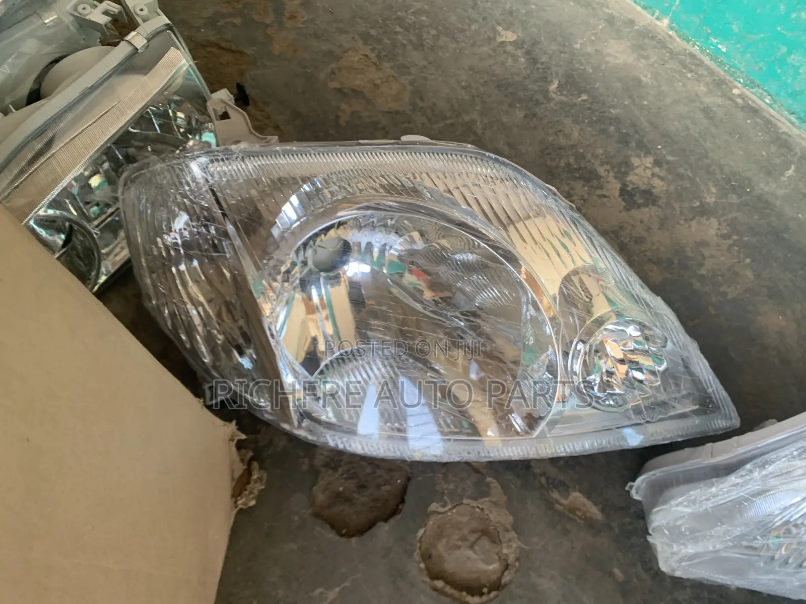 Toyota Corolla 2004 Headlight Japan