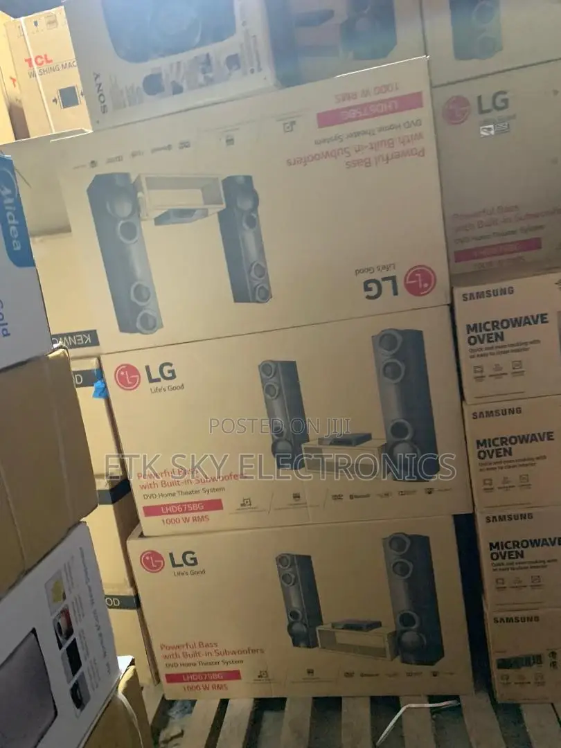 Enthralling LG LHD675BG 1000watts Home Theater System