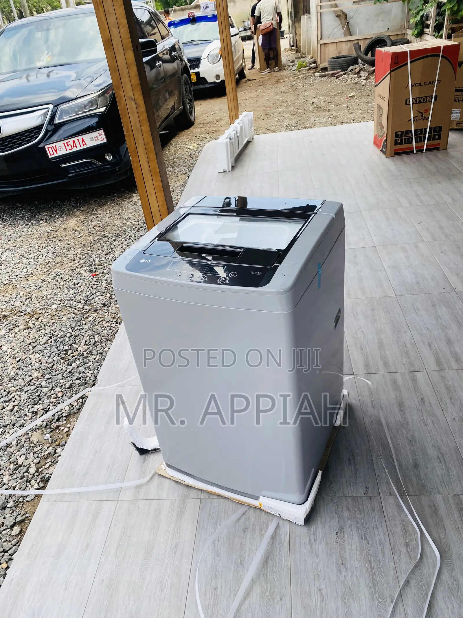 Fully Automatic LG 9kg T9585NDHVH Washing Machine.