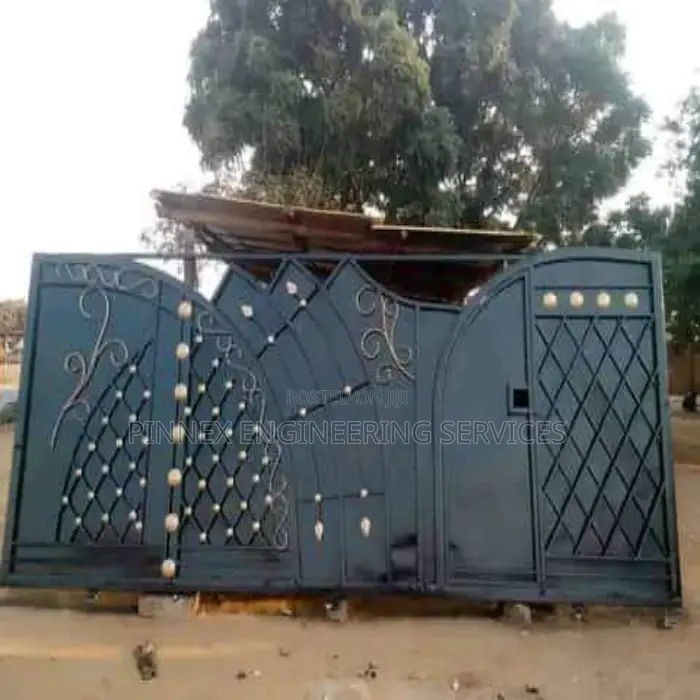 Entrance Gate/ Metal Gate / Door
