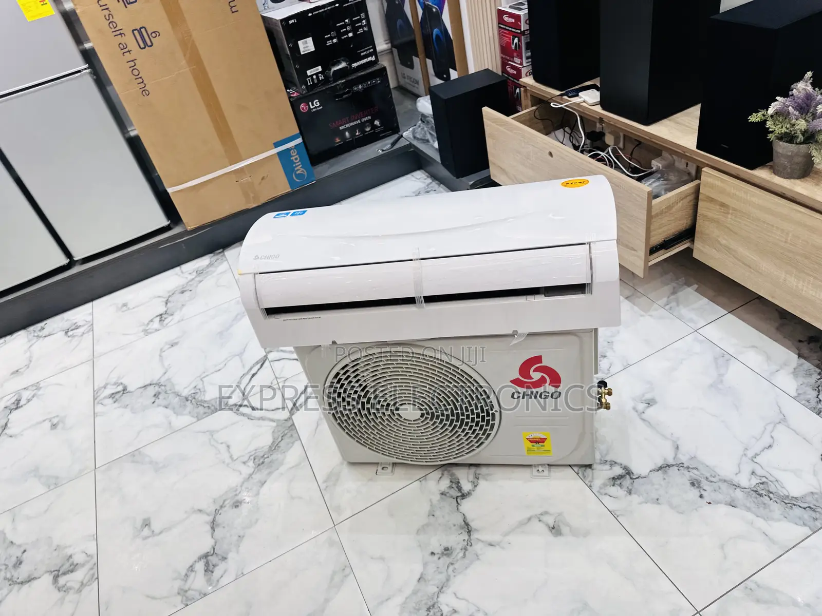 Best Air Conditioner Chigo 1.5hp Split R410 White
